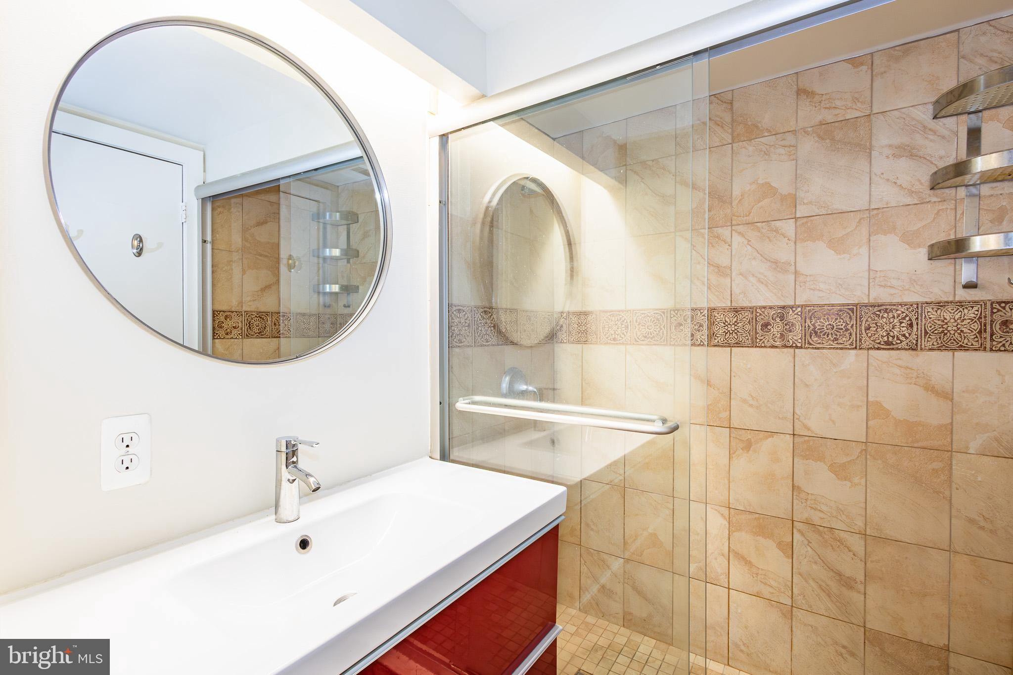 EASTPORT - Residential