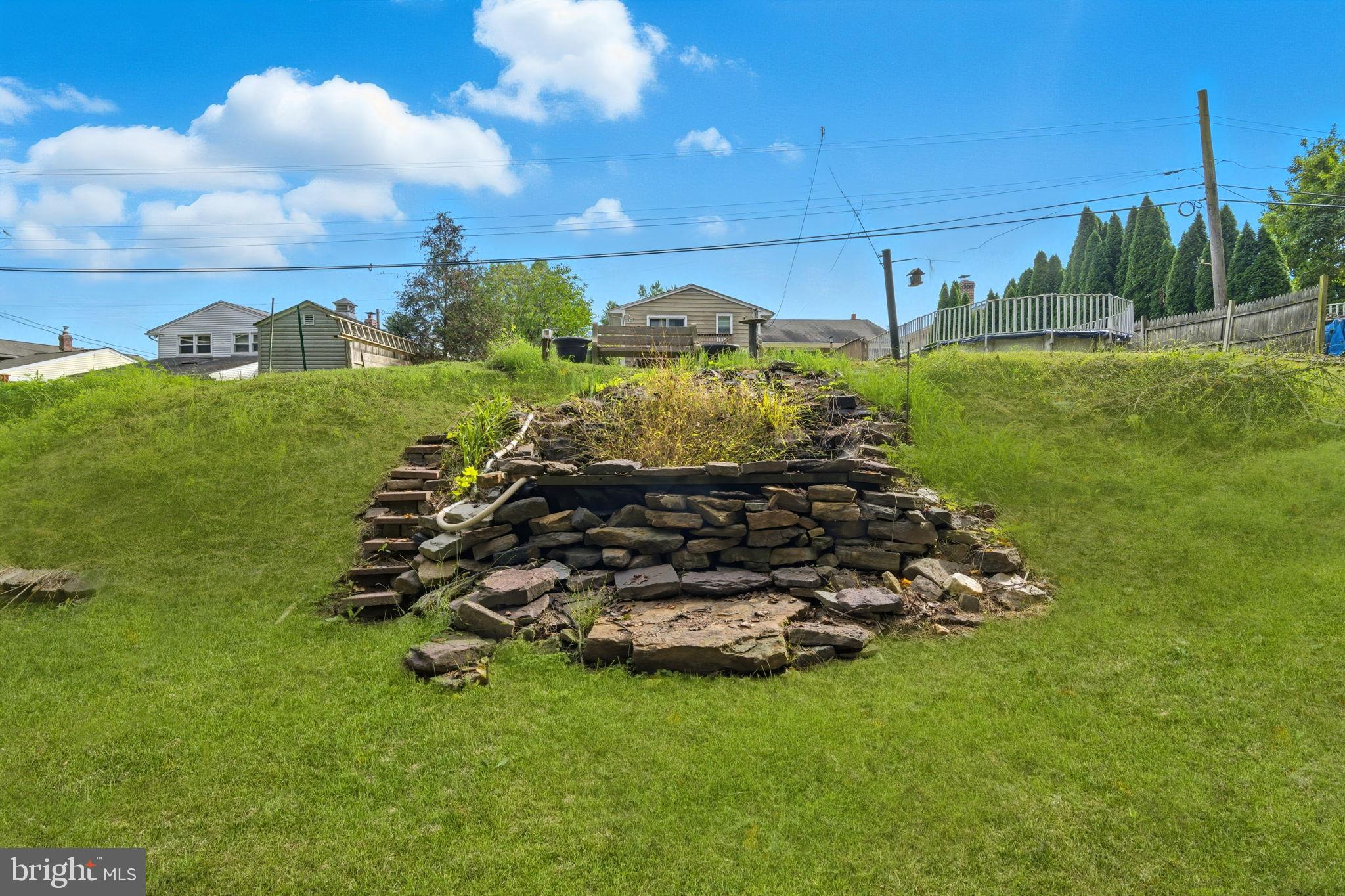 PINE VALLEY - Residential