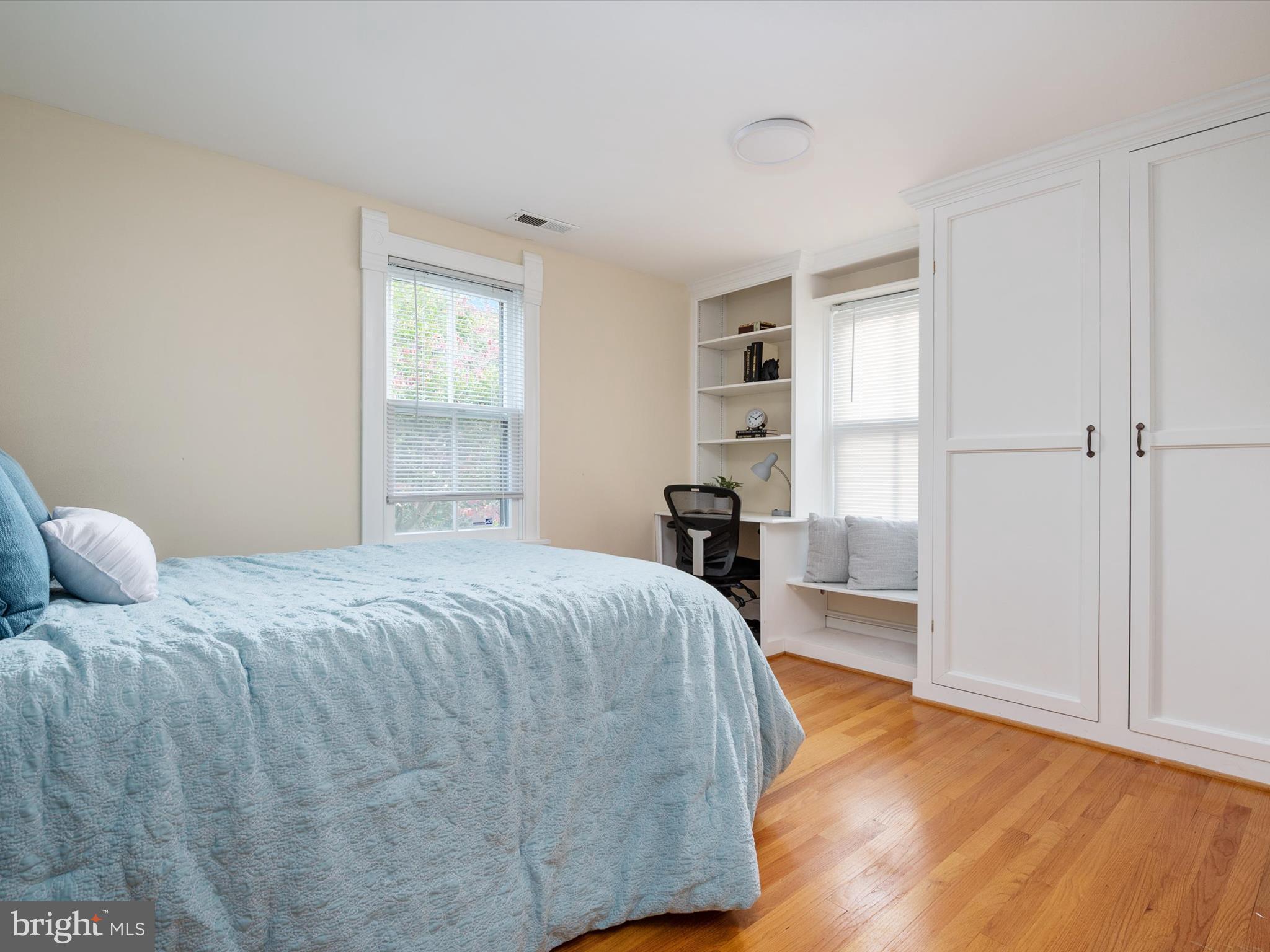 EASTPORT - Residential