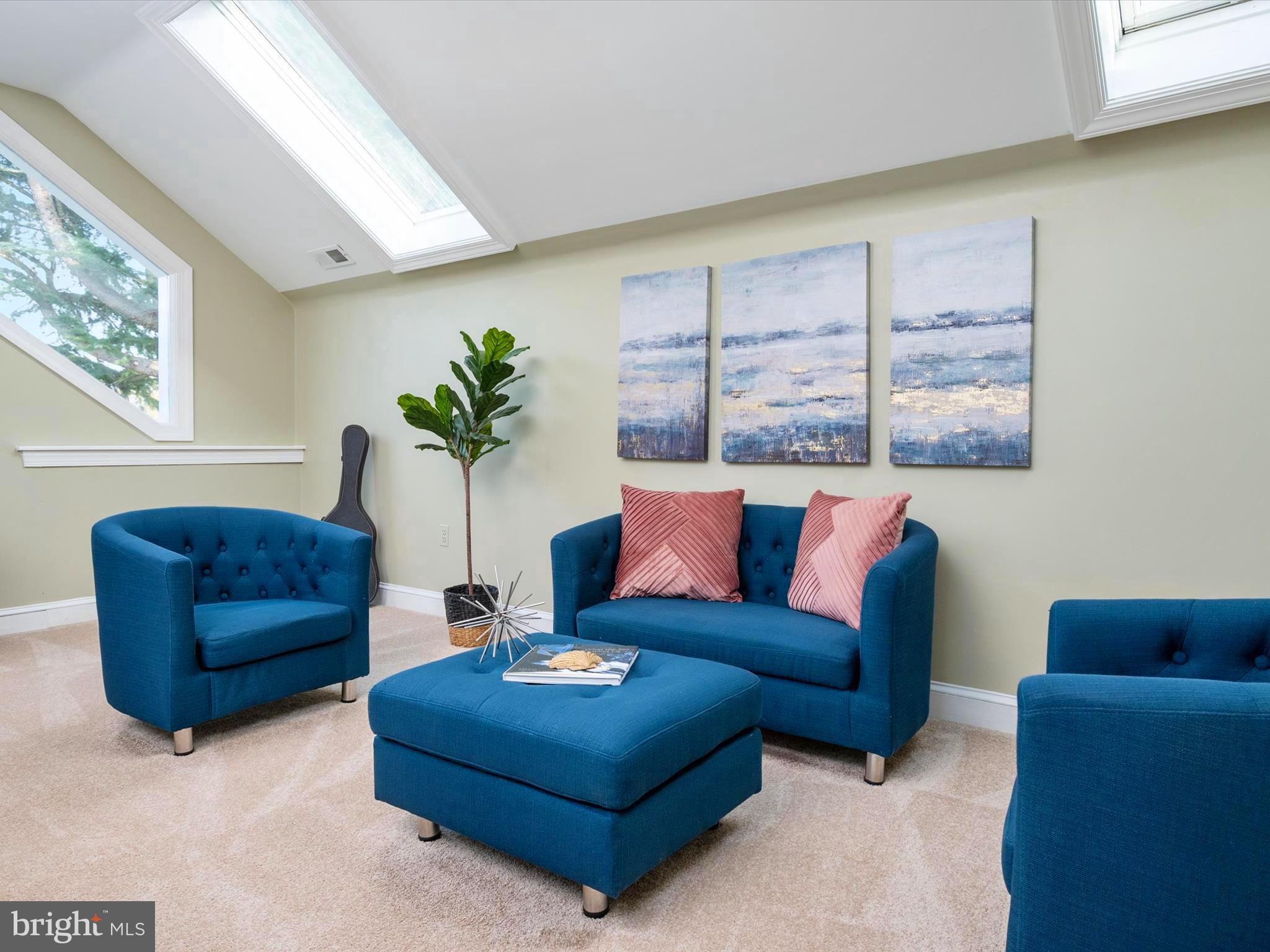 EASTPORT - Residential