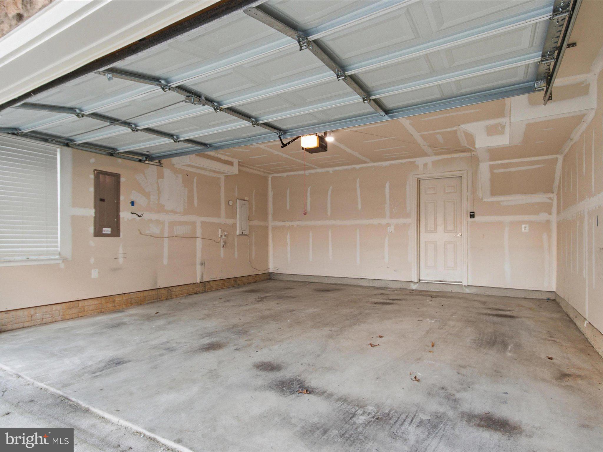 LANHAM - Residential Lease