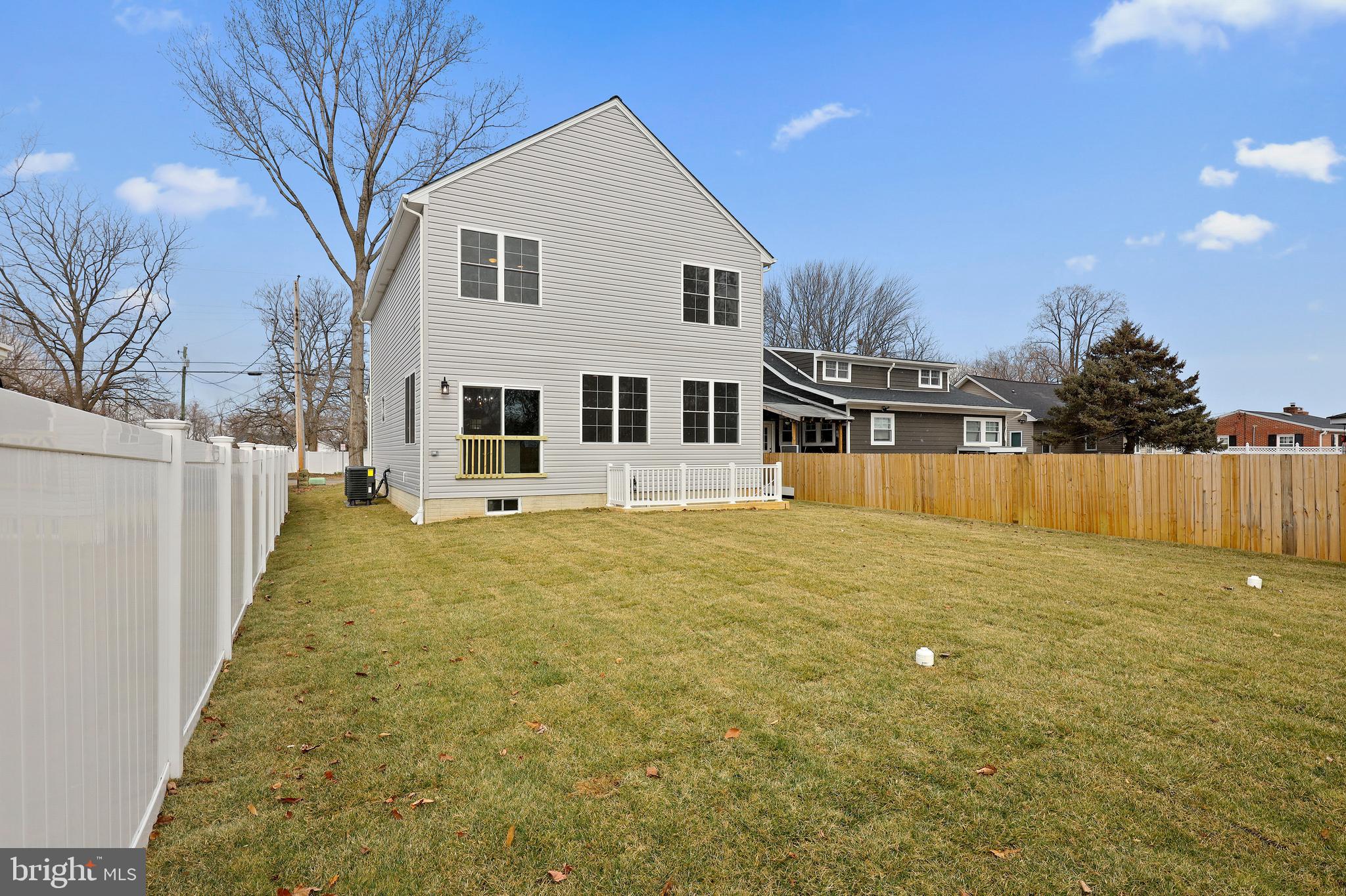 RIVERA BEACH - Residential Lease