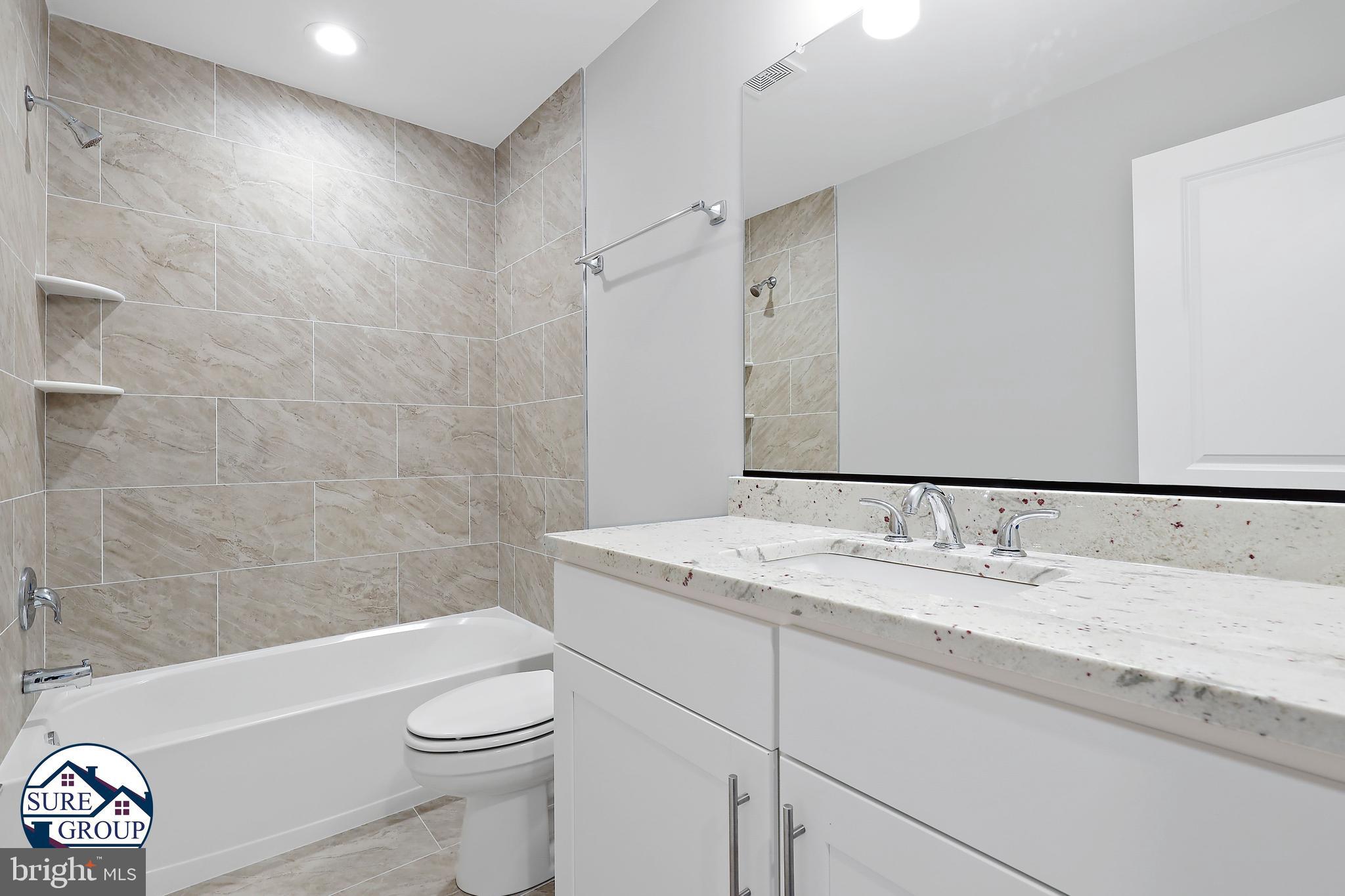 RIVERA BEACH - Residential Lease