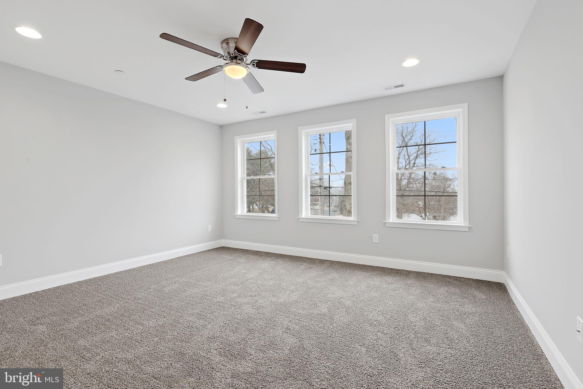 RIVERA BEACH - Residential Lease