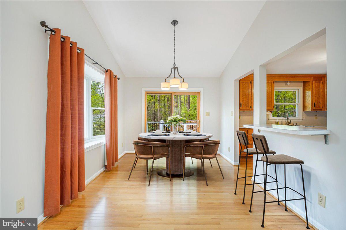 PRESIDENTIAL LAKES - Residential