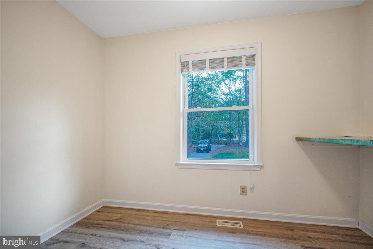 PRESIDENTIAL LAKES - Residential