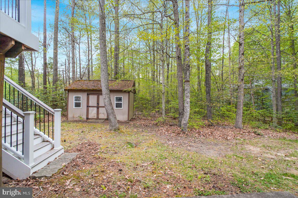 PRESIDENTIAL LAKES - Residential