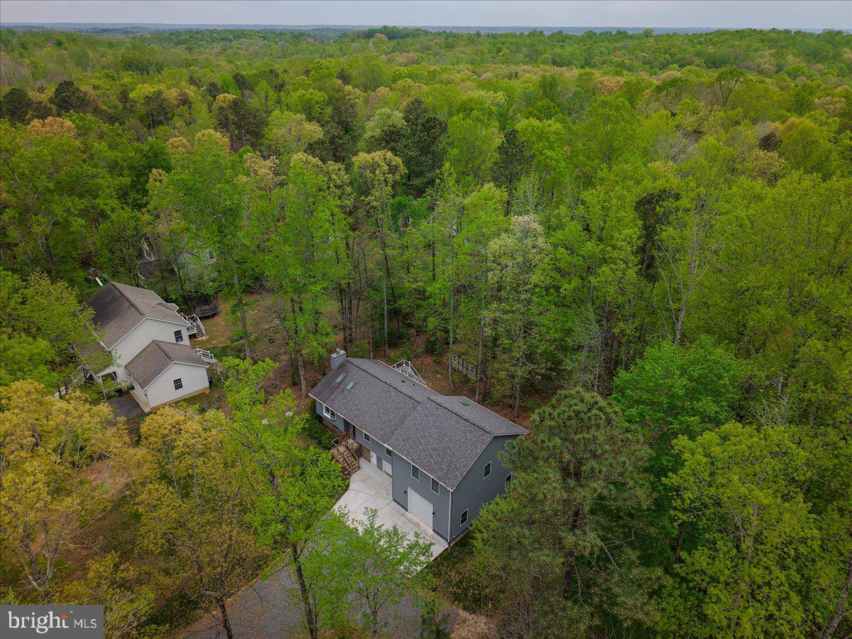 PRESIDENTIAL LAKES - Residential