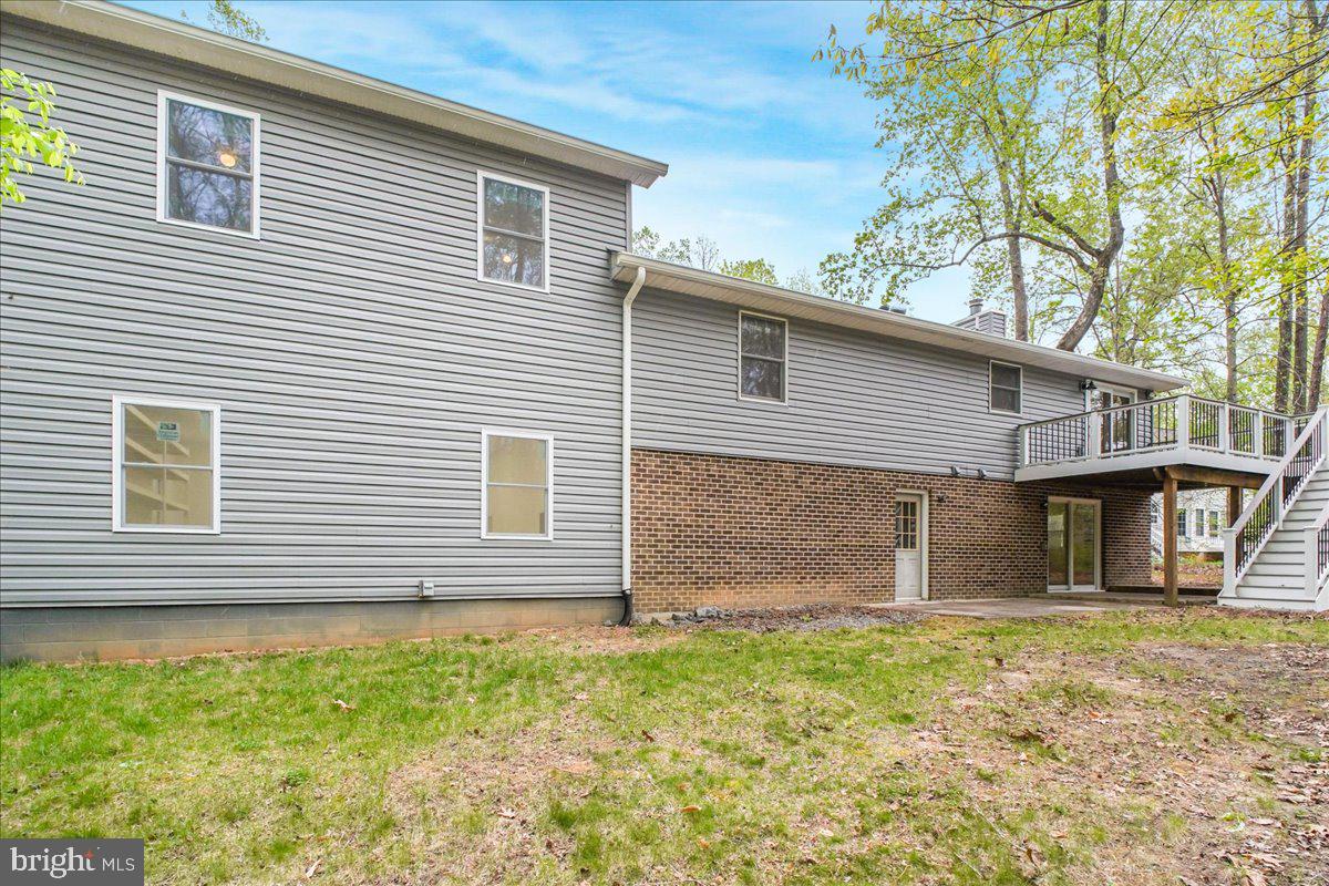 PRESIDENTIAL LAKES - Residential