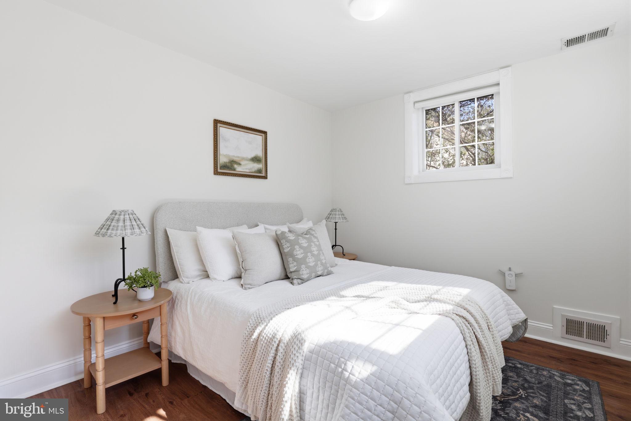 ROCK CREEK PALISADES - Residential