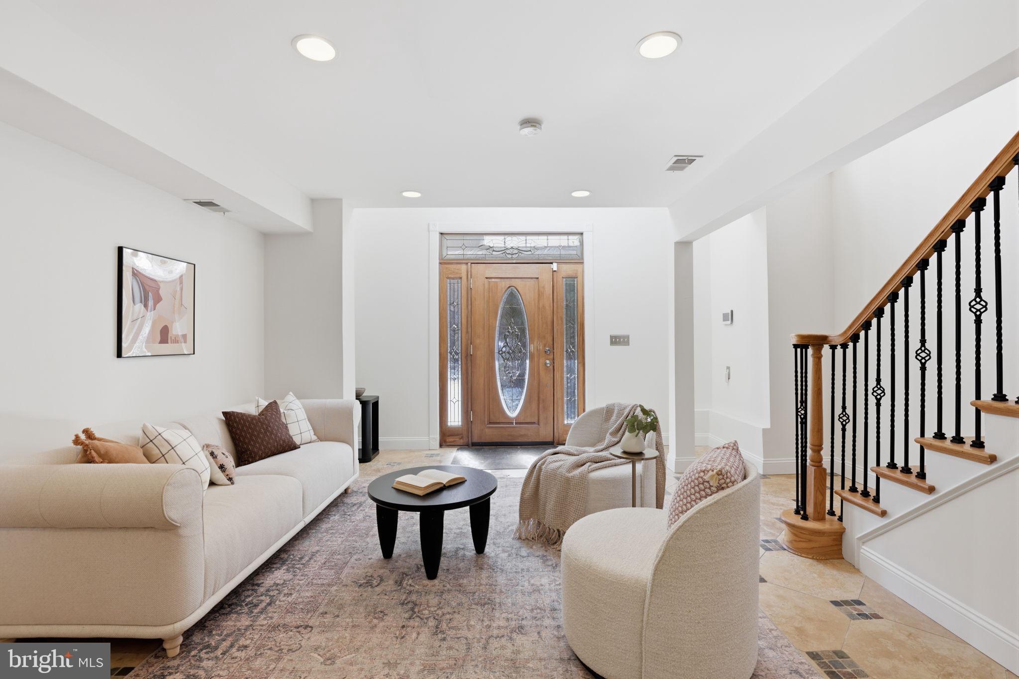 ROCK CREEK PALISADES - Residential