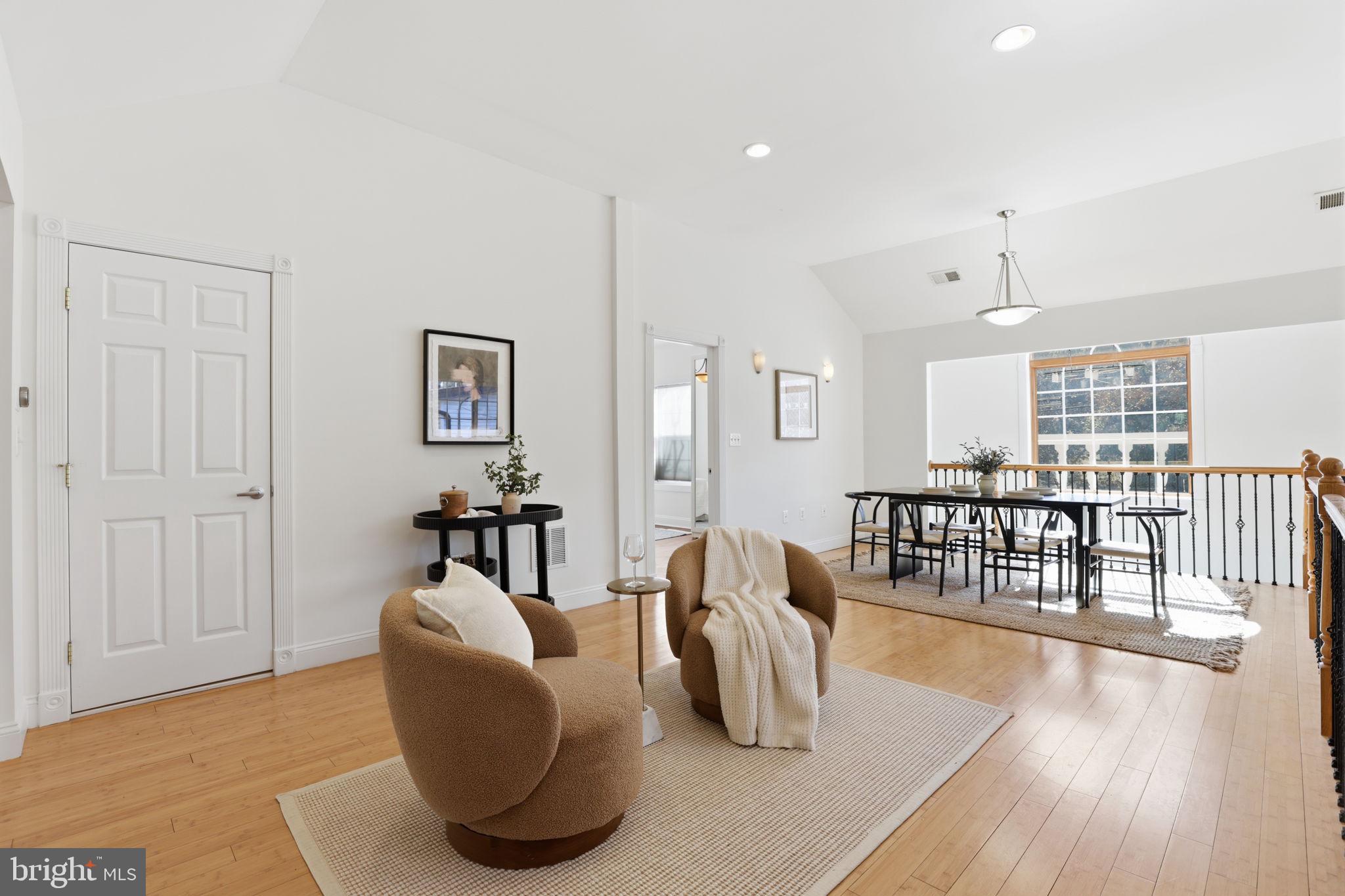 ROCK CREEK PALISADES - Residential