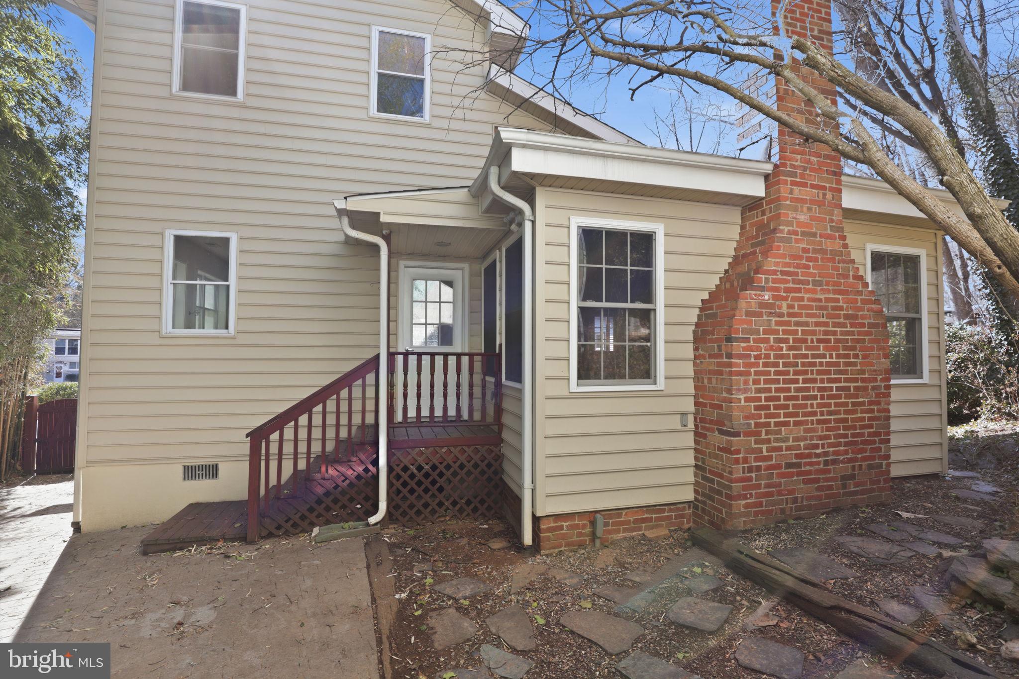 ROCK CREEK PALISADES - Residential