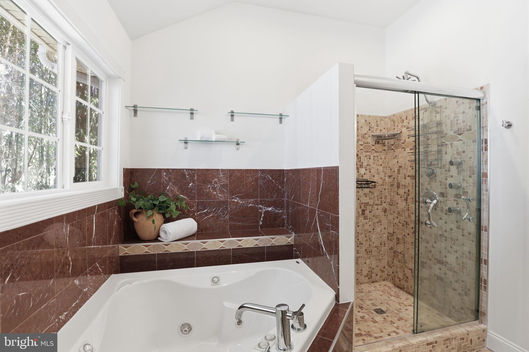 ROCK CREEK PALISADES - Residential