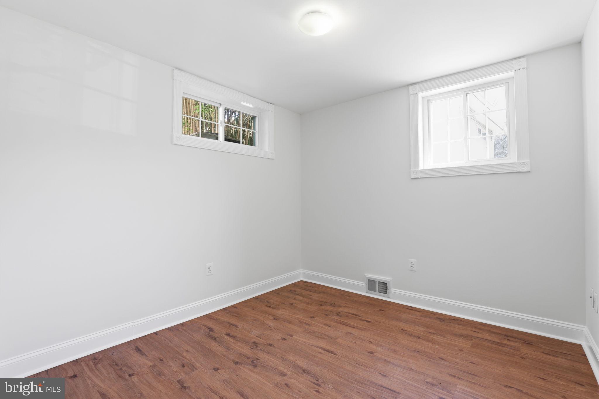 ROCK CREEK PALISADES - Residential