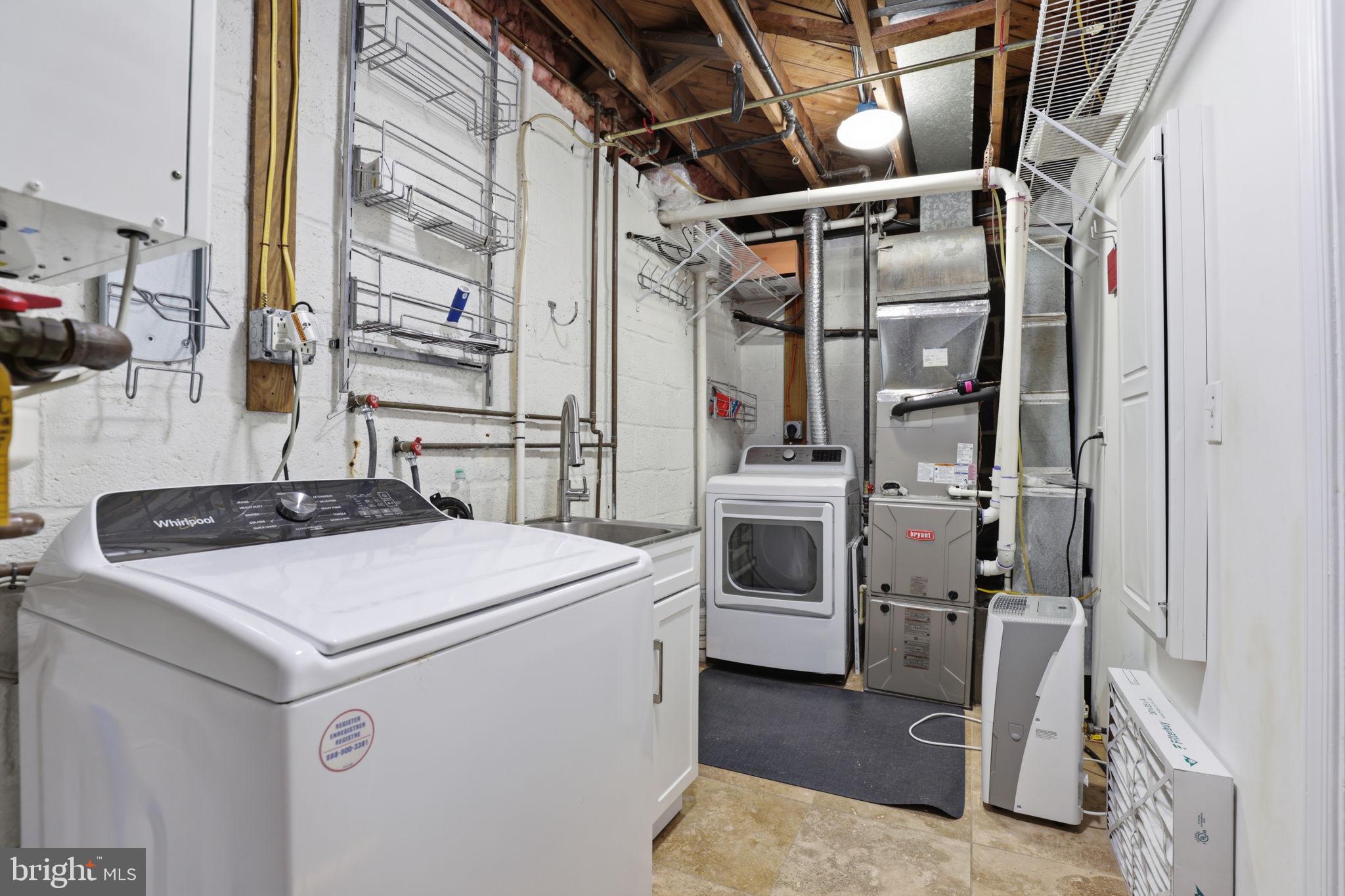 ROCK CREEK PALISADES - Residential