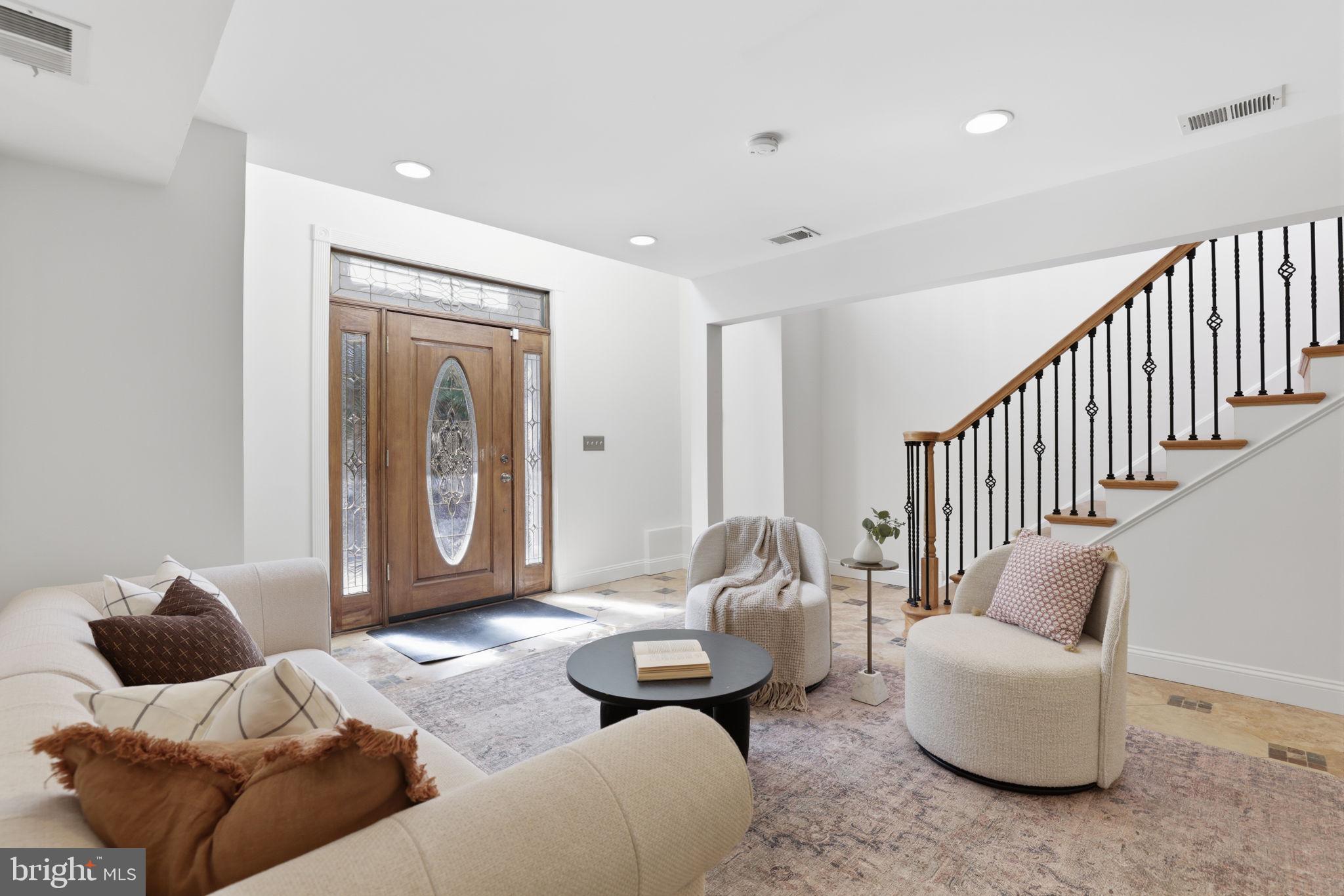 ROCK CREEK PALISADES - Residential