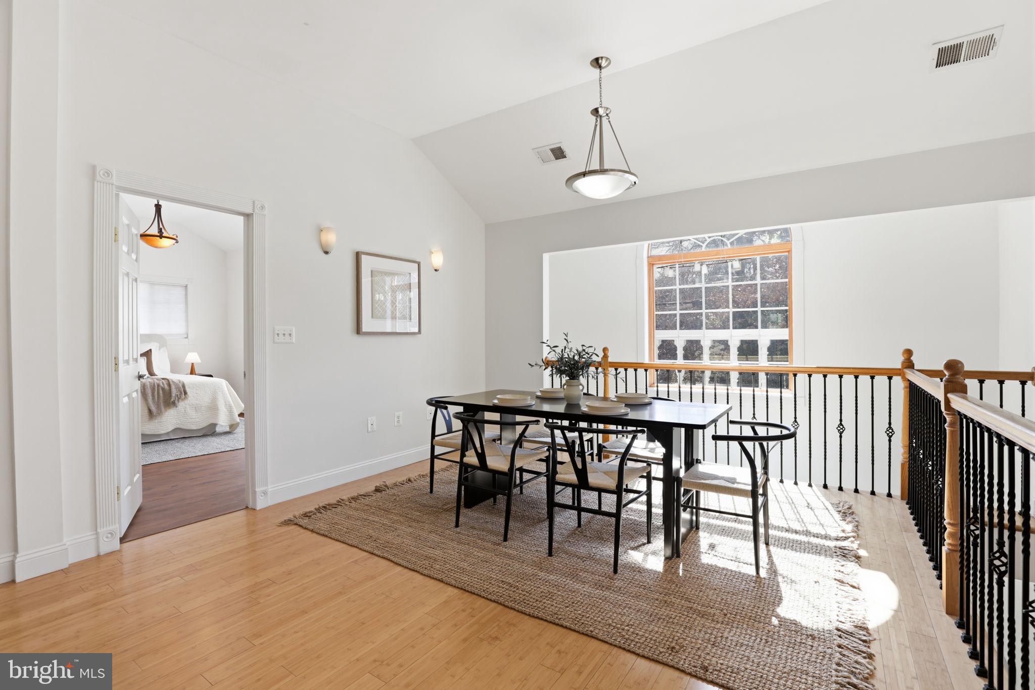 ROCK CREEK PALISADES - Residential