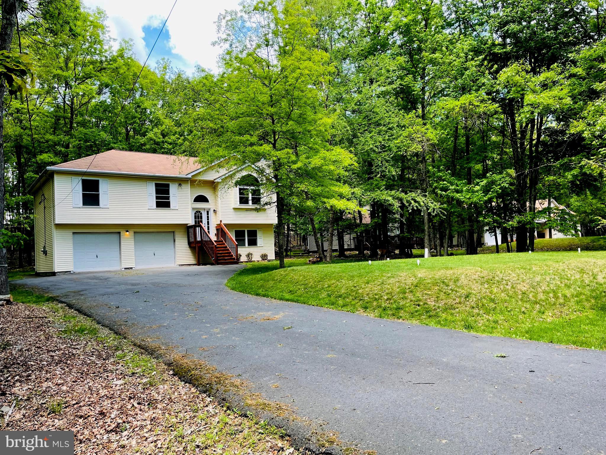 9 SYCAMORE CIRCLE