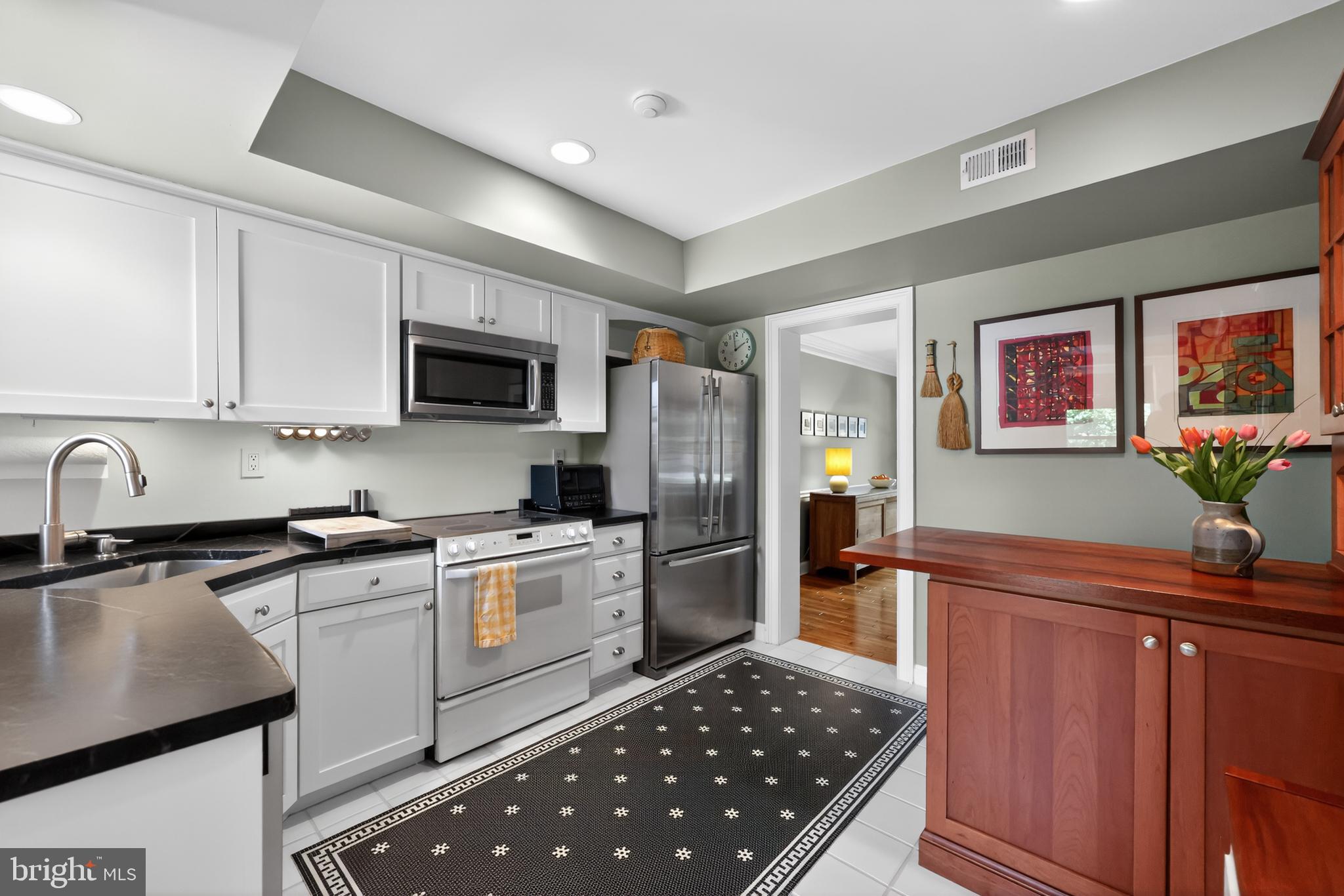 40 SUTPHIN PINES