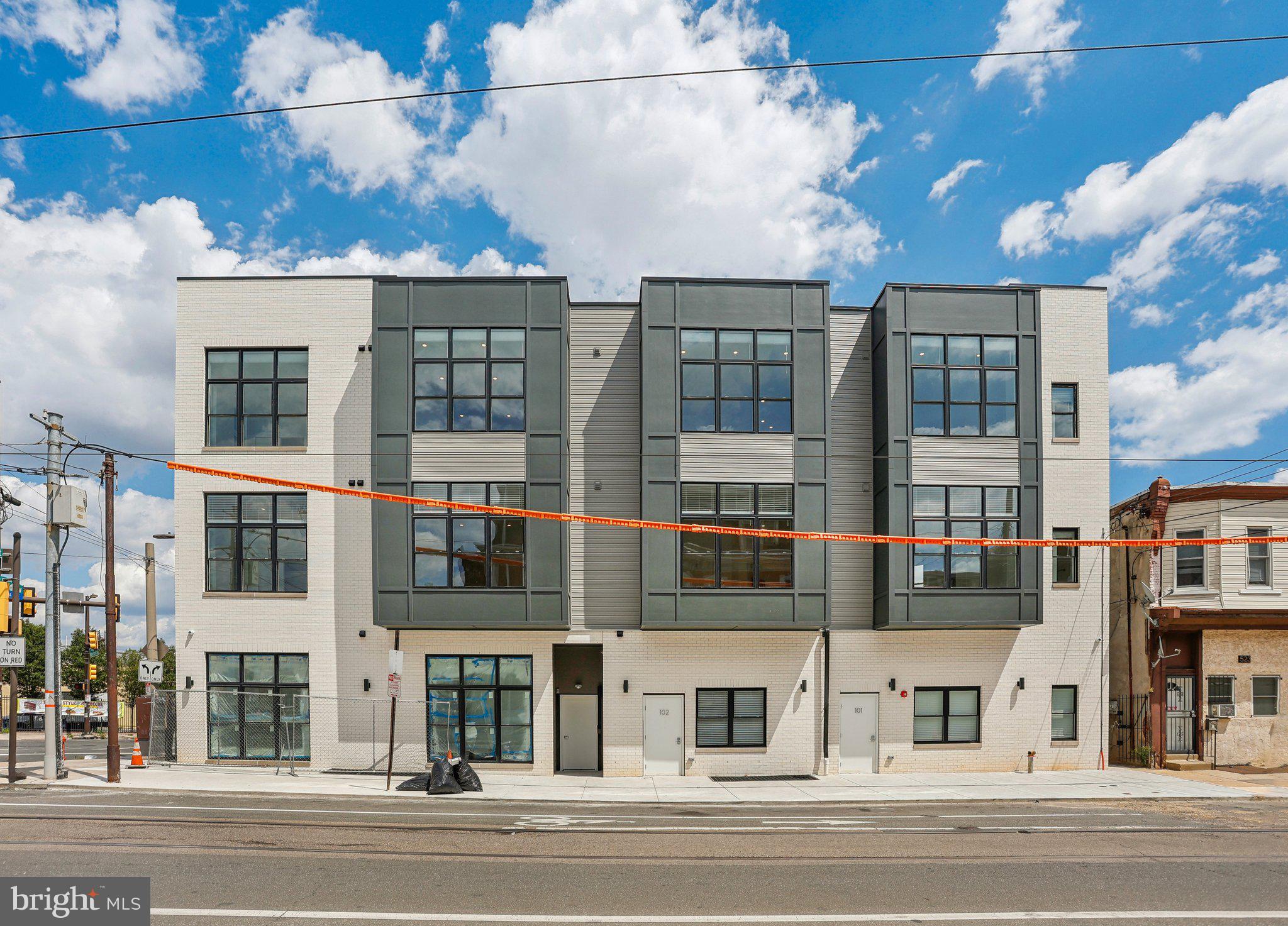 UNIVERSITY CITY - Residential Lease