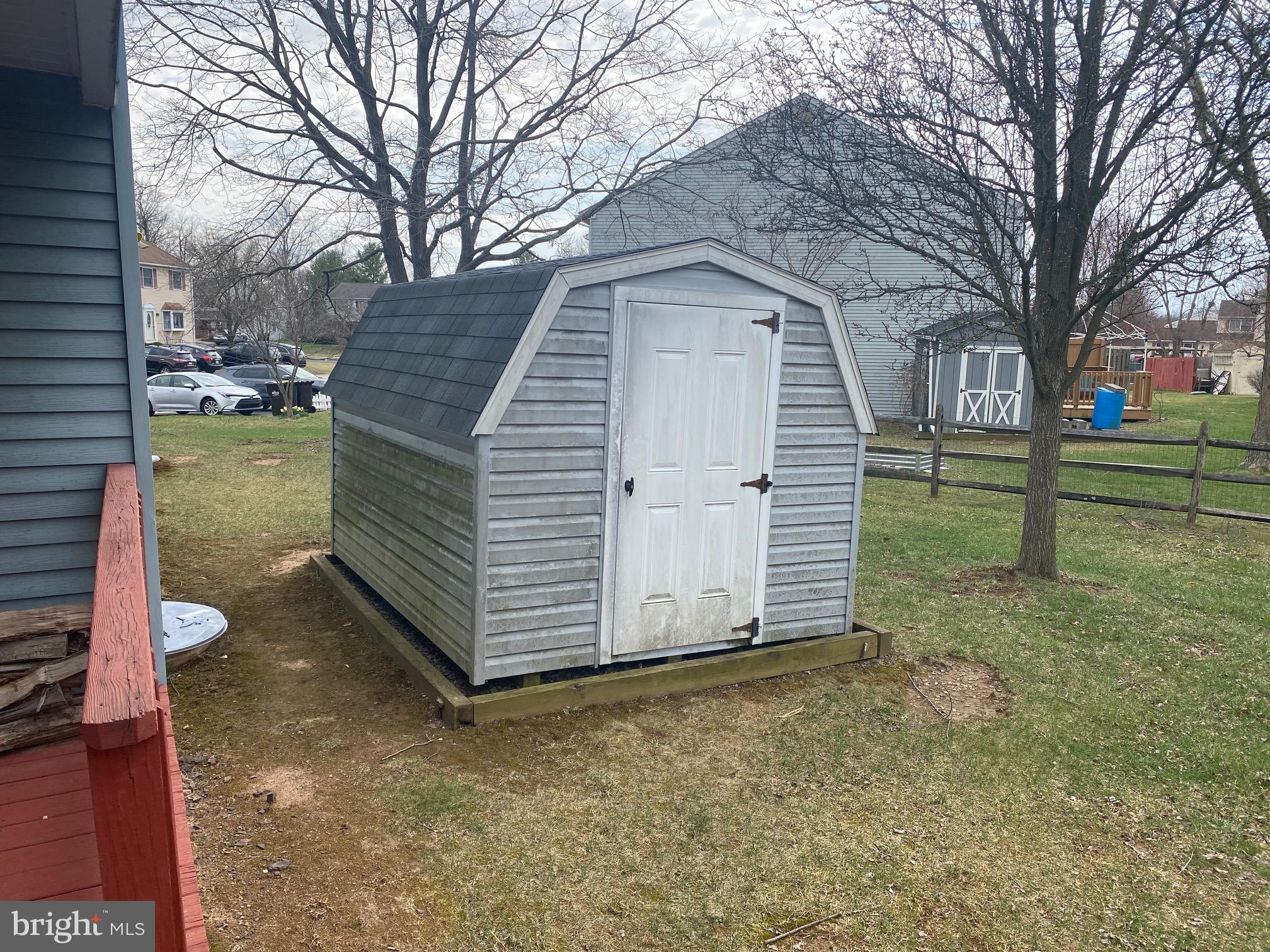 LEXINGTON FARMS - Residential