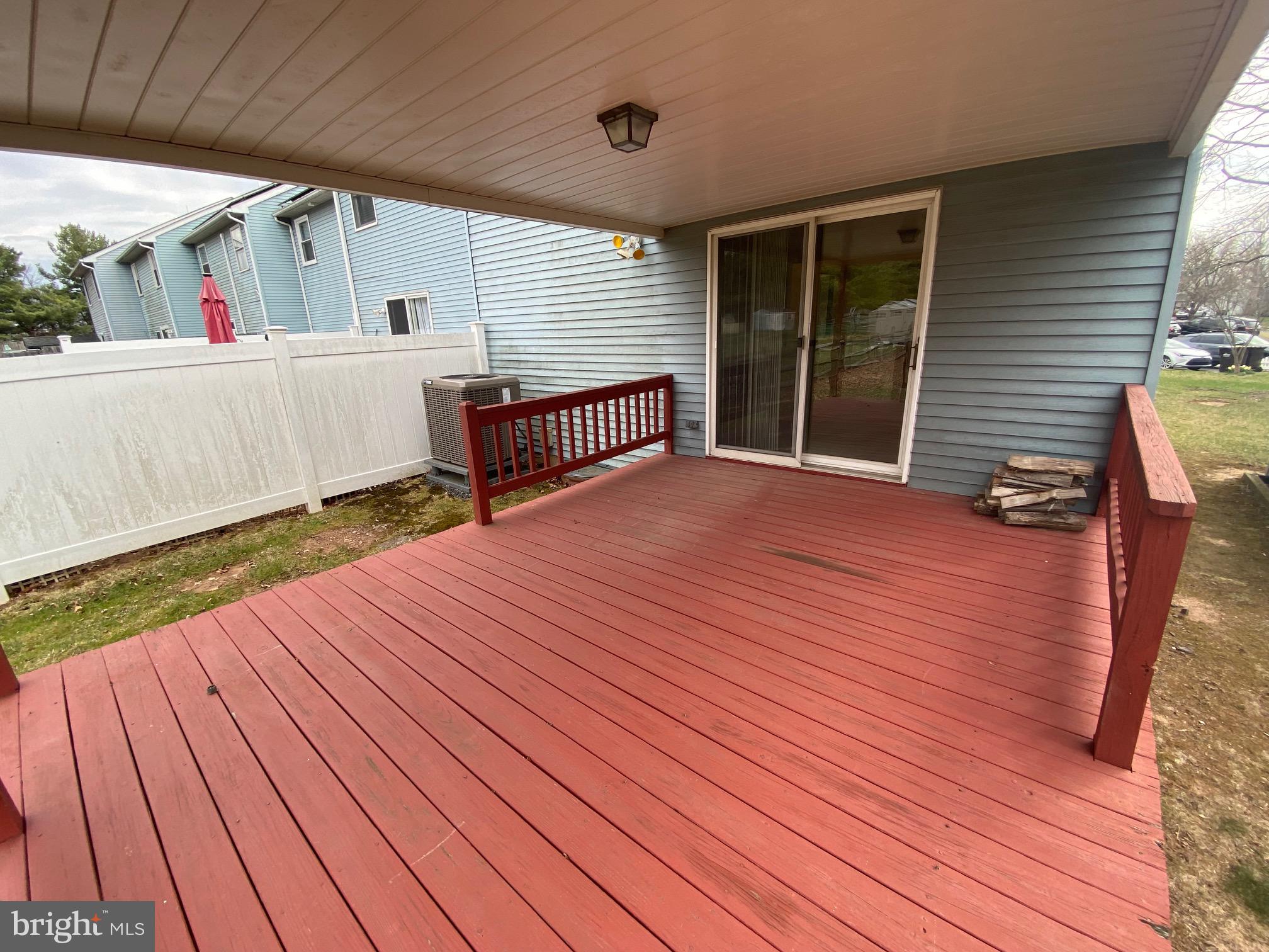 LEXINGTON FARMS - Residential