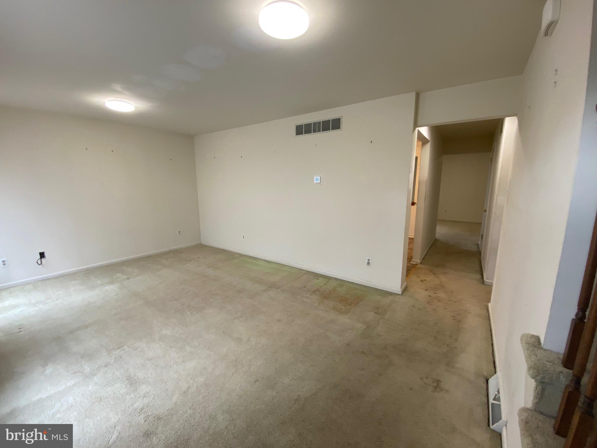 1123 STONEHAM CIRCLE