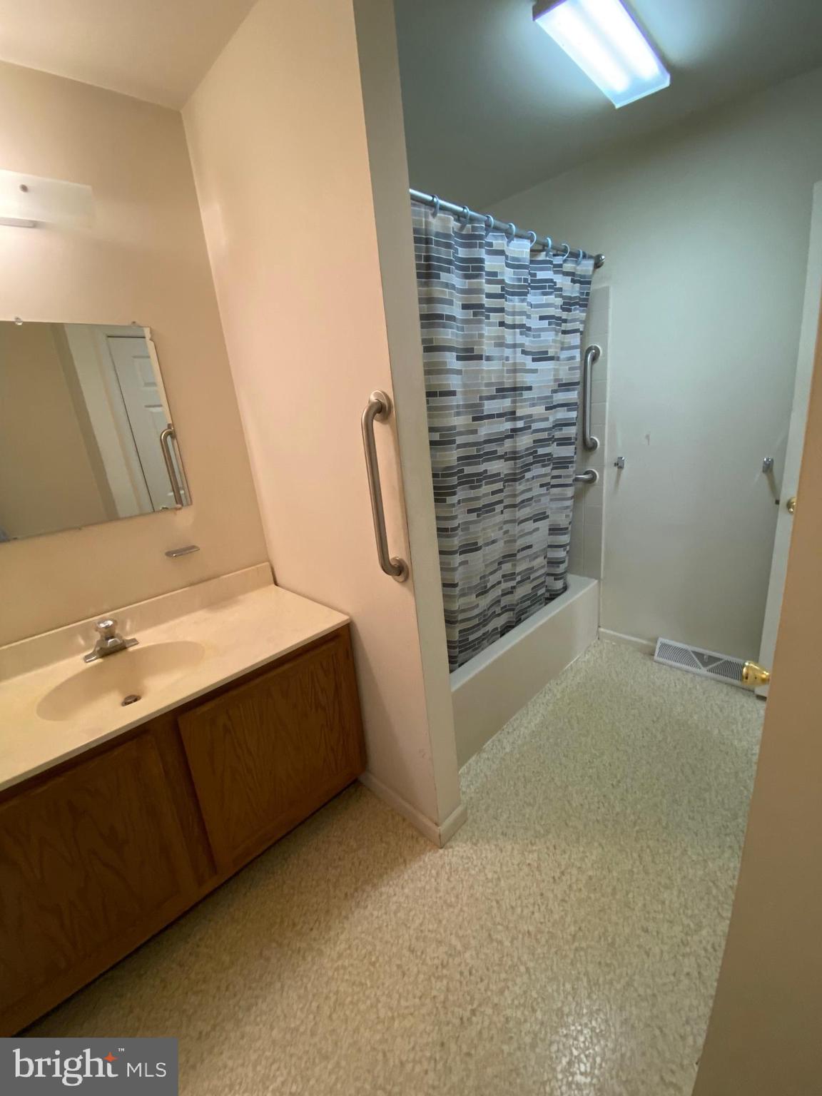 LEXINGTON FARMS - Residential