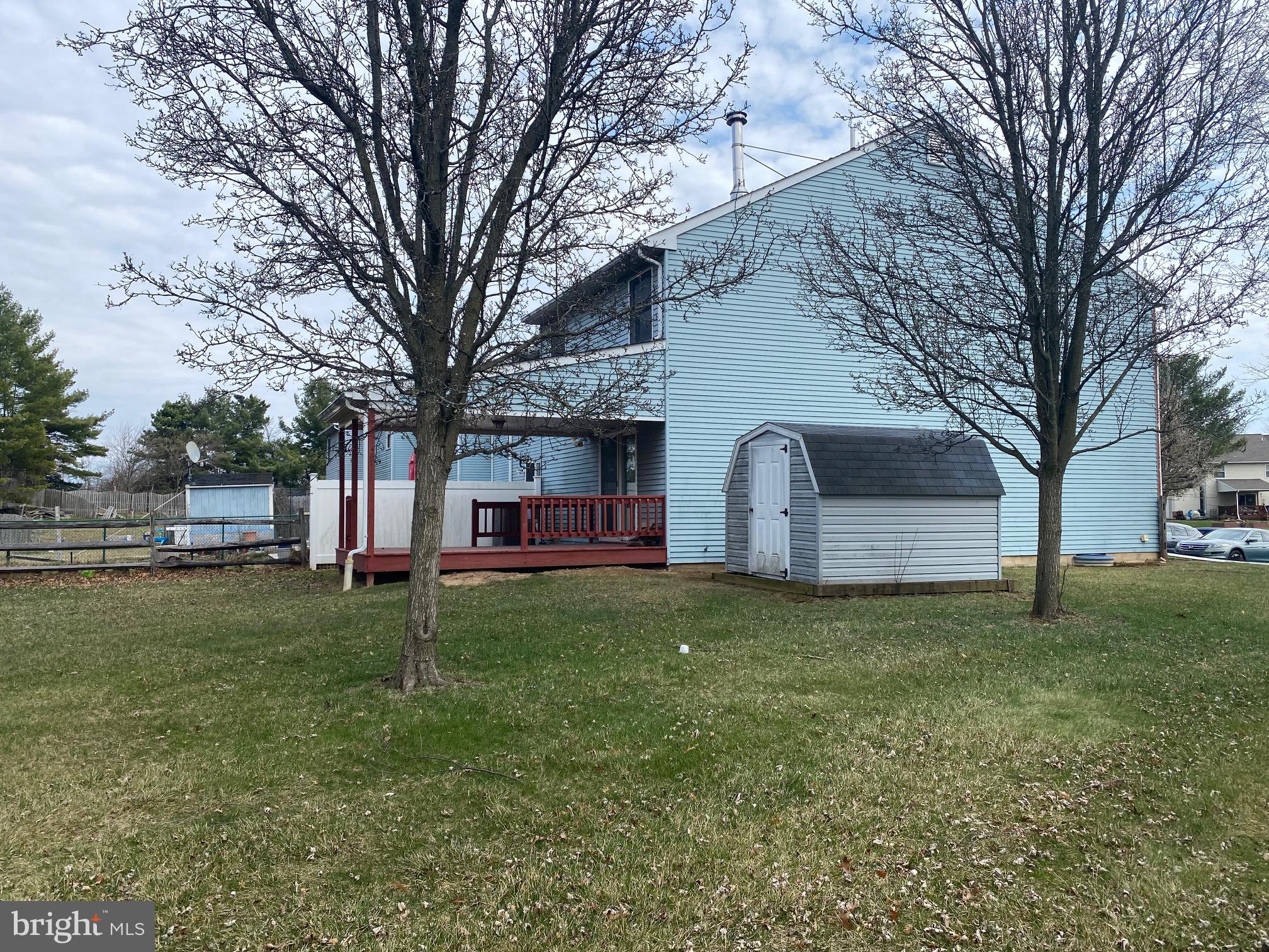 LEXINGTON FARMS - Residential