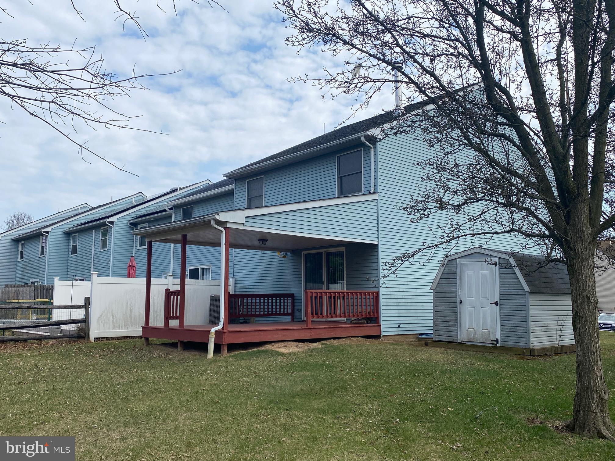 LEXINGTON FARMS - Residential