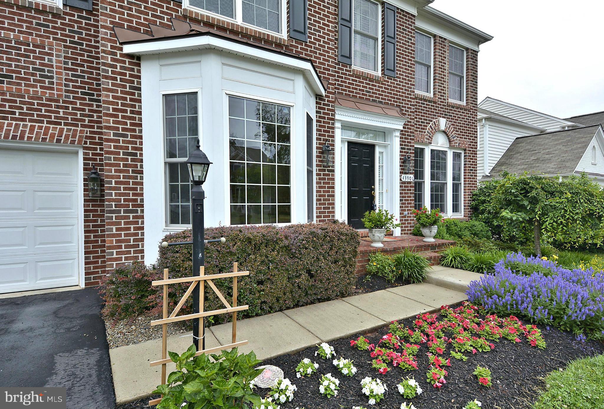 THE RIDINGS AT BLUE SPRING - Residential