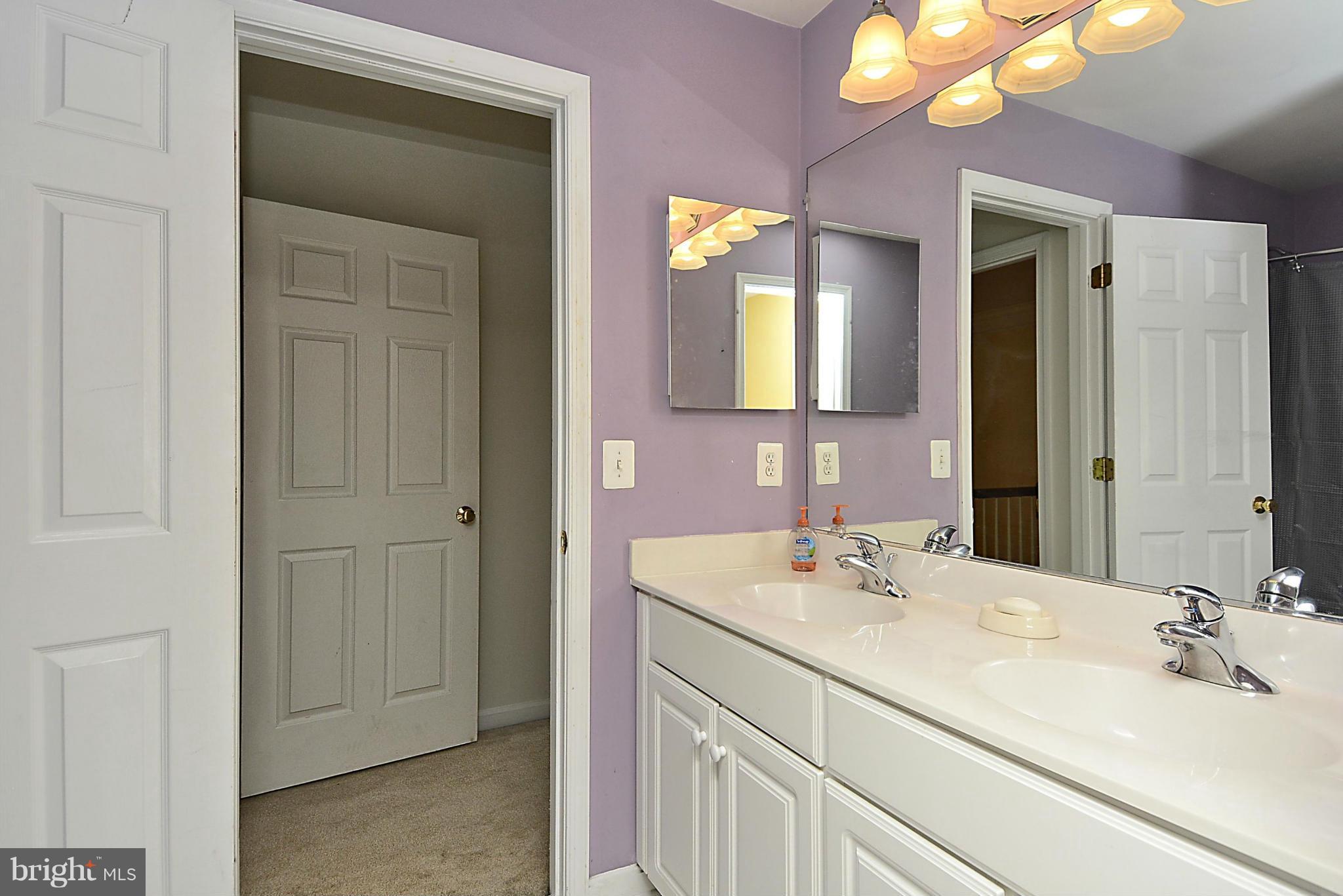 THE RIDINGS AT BLUE SPRING - Residential