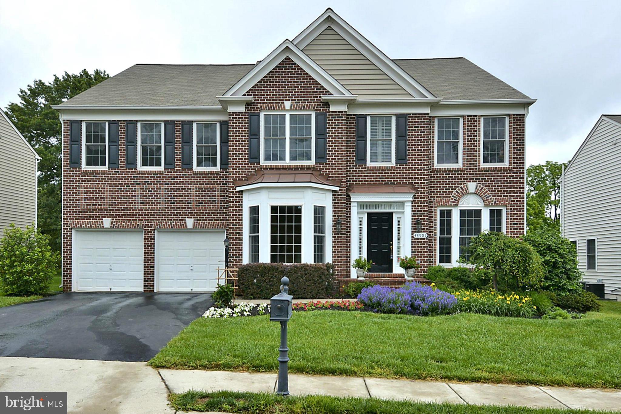 THE RIDINGS AT BLUE SPRING - Residential