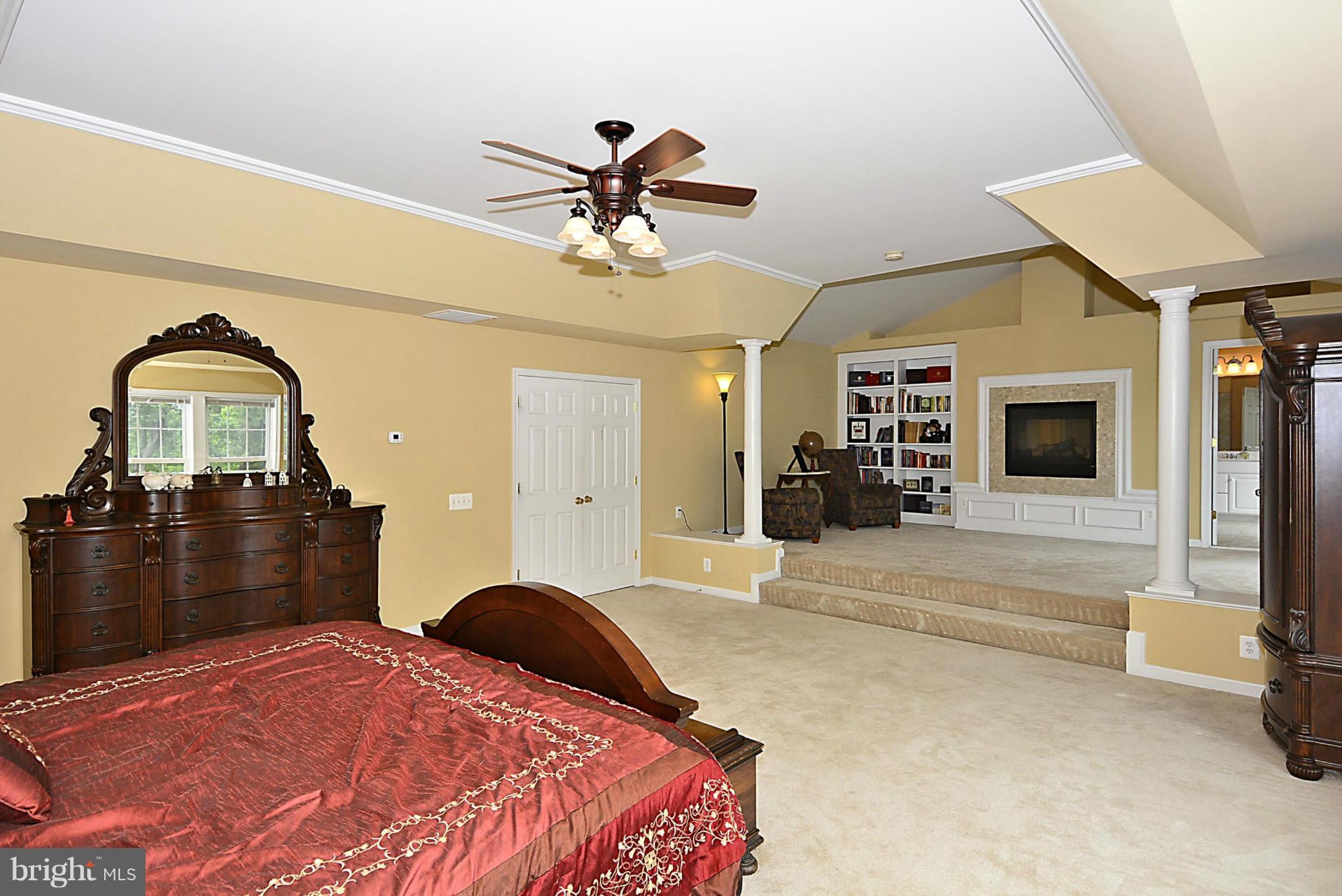 THE RIDINGS AT BLUE SPRING - Residential