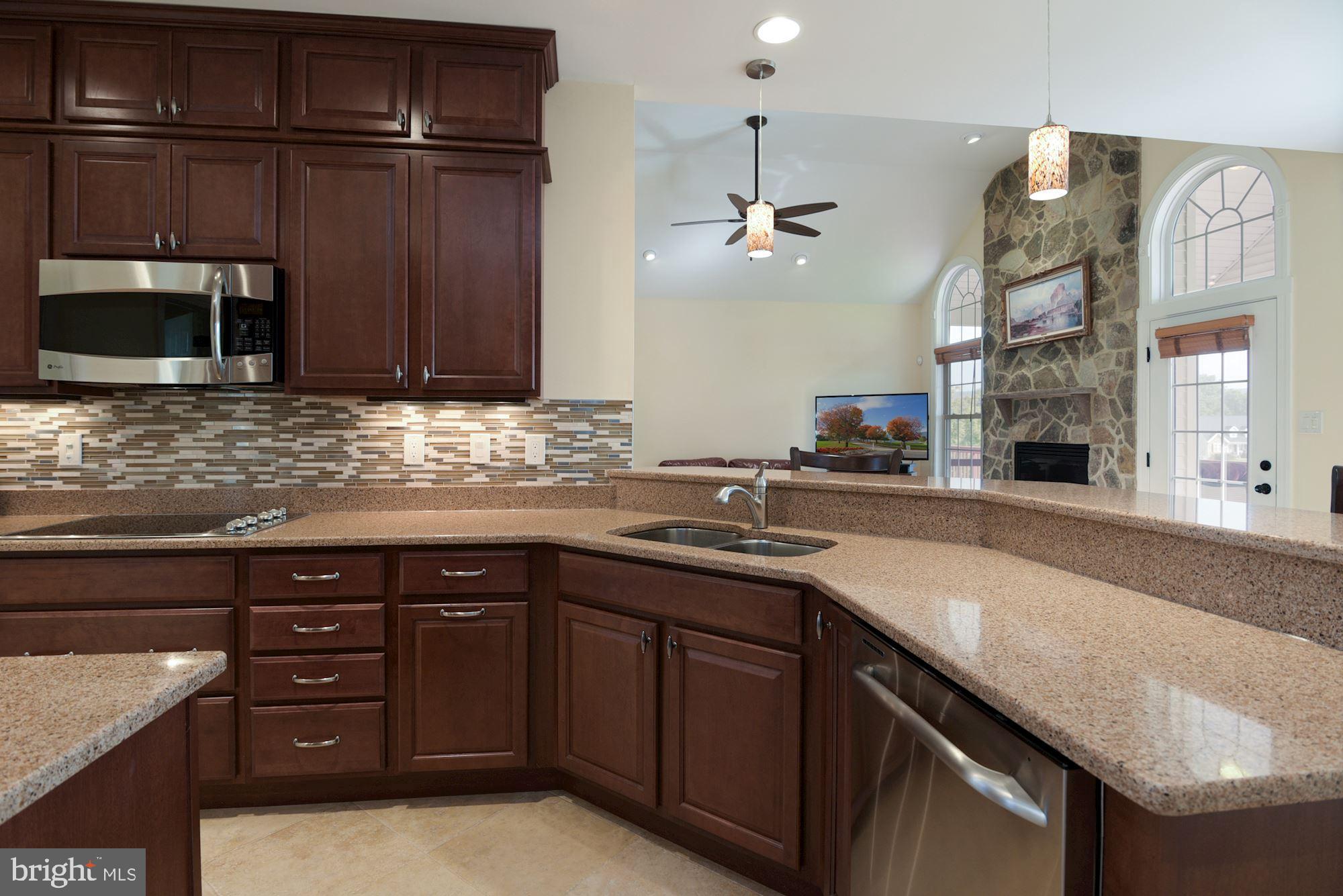 EASTLAND - Residential