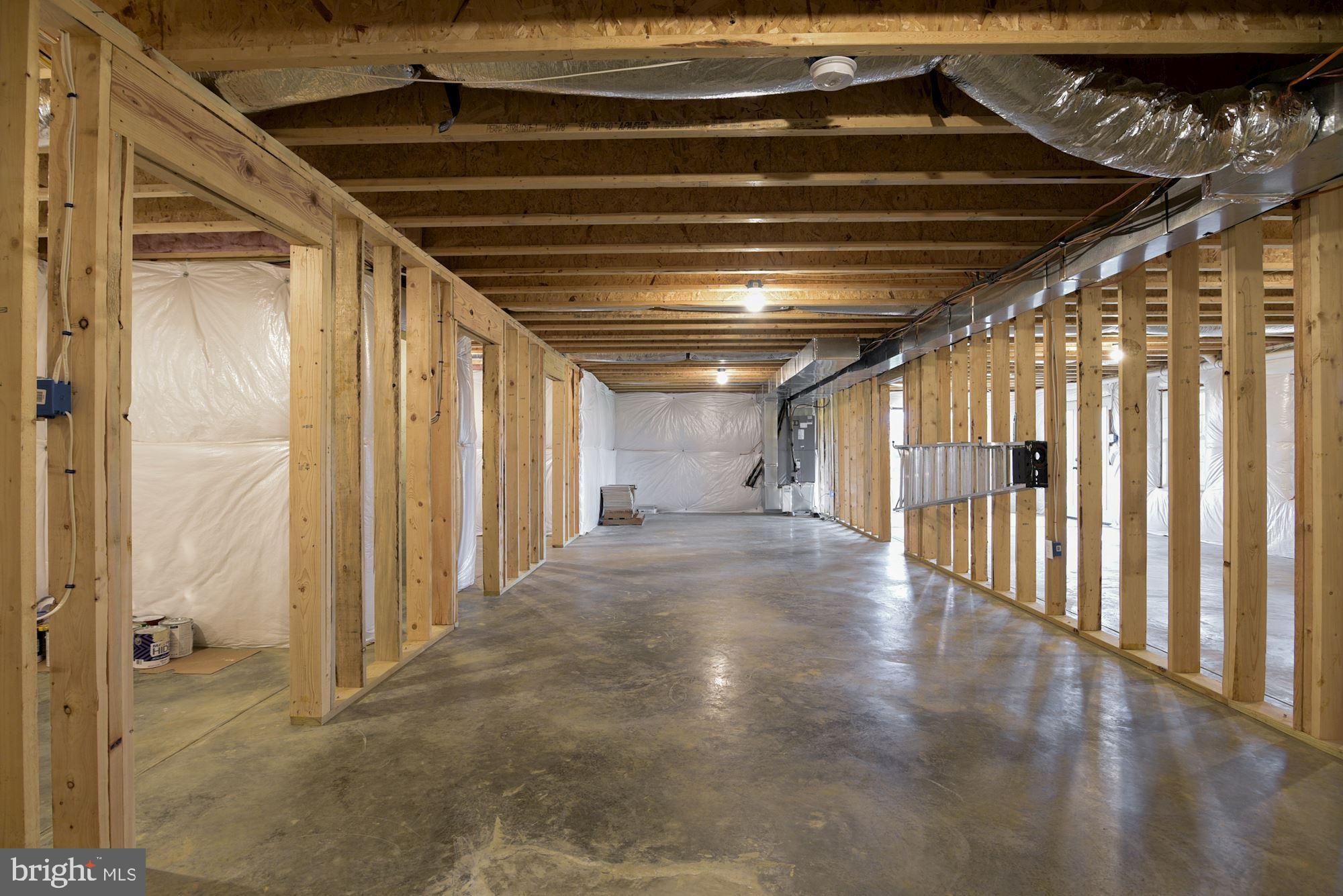 EASTLAND - Residential