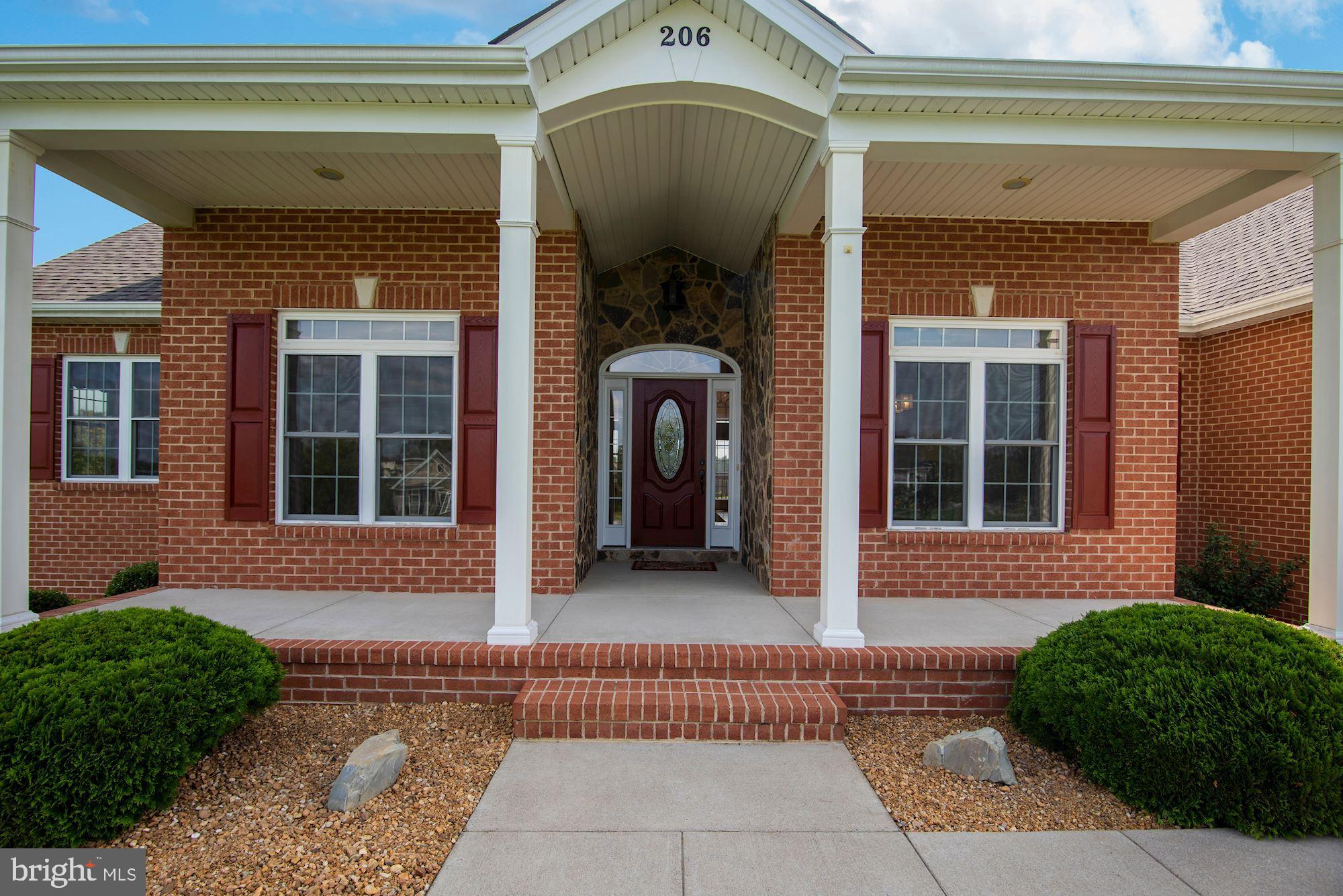 EASTLAND - Residential