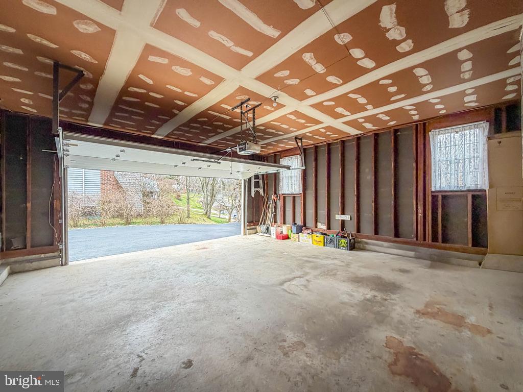 FOXCROFT - Residential