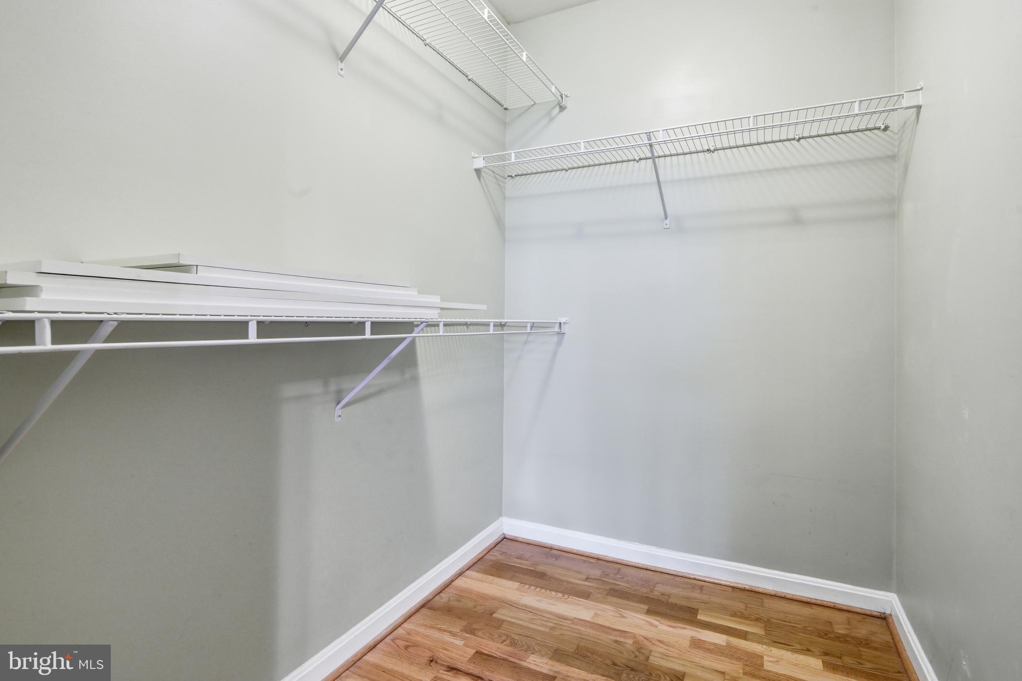 STRAFFAN - Residential