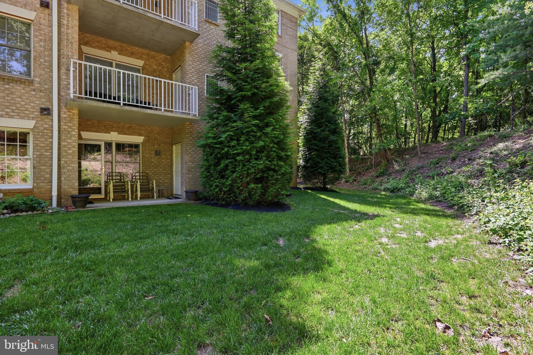STRAFFAN - Residential