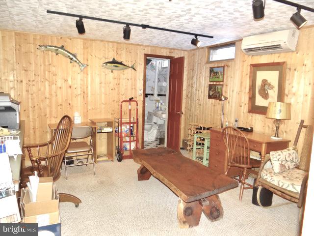 GUILFORD HILLS SOUTH - Residential