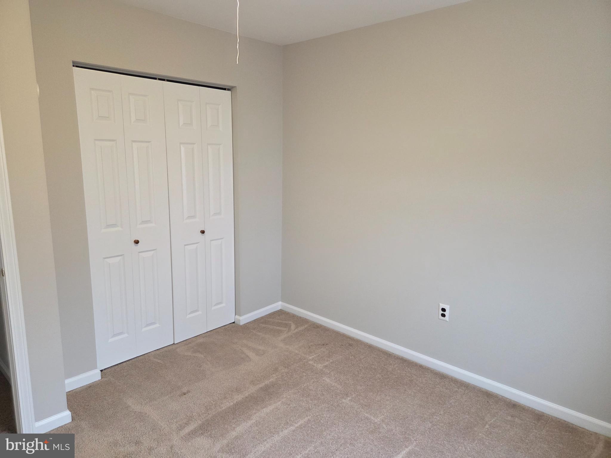 CHERRY TREE KNOLL - Residential