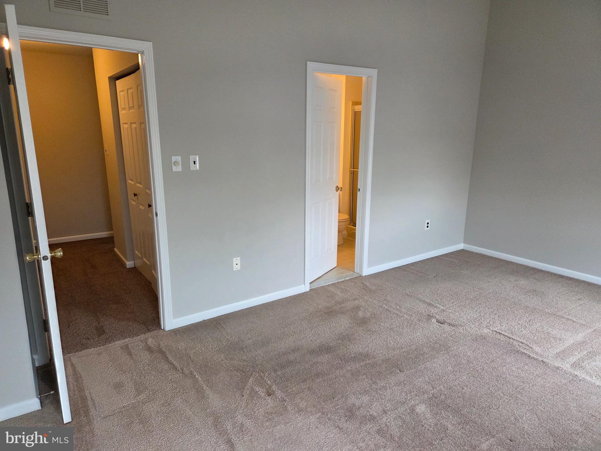 CHERRY TREE KNOLL - Residential