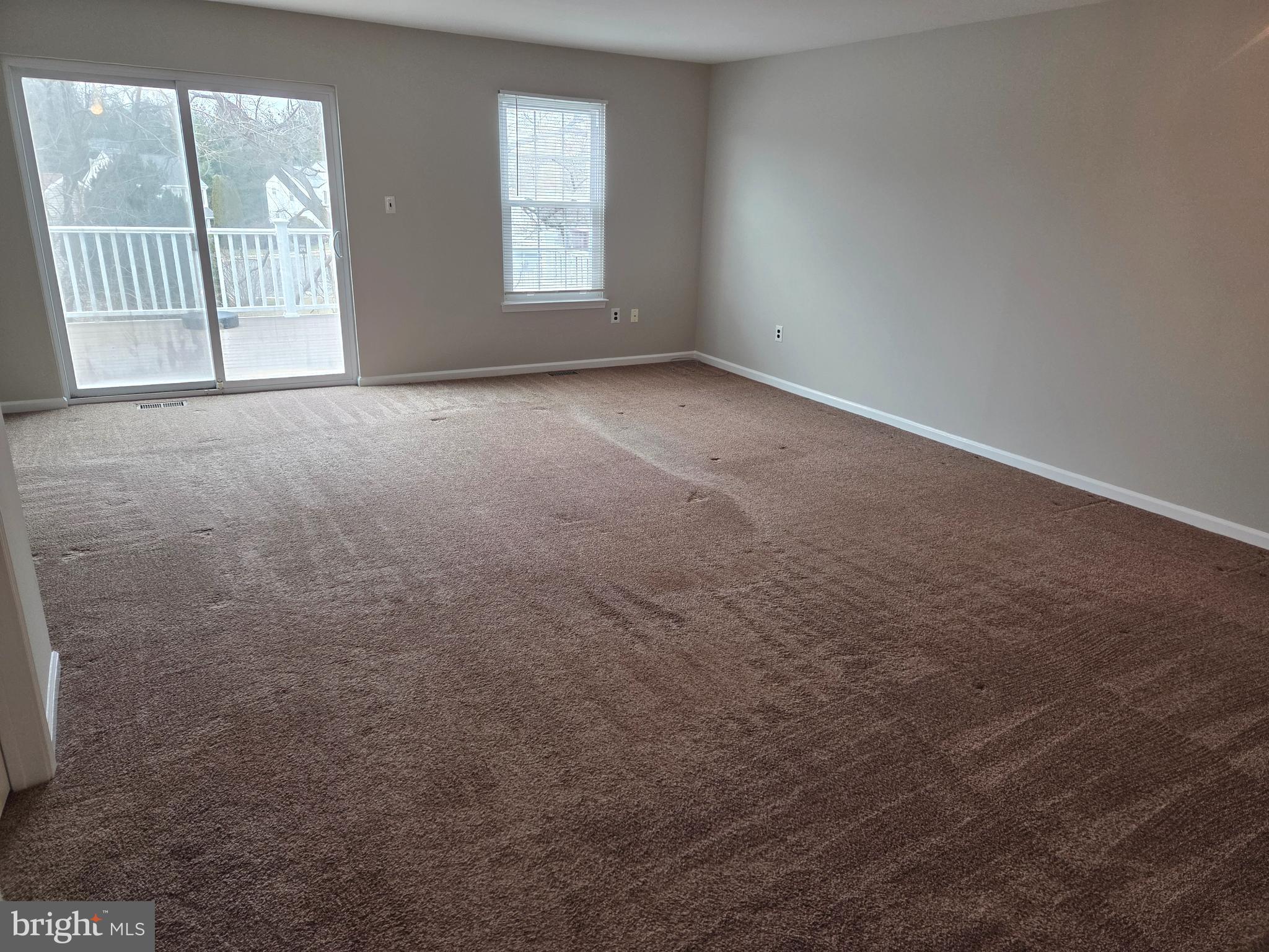 CHERRY TREE KNOLL - Residential