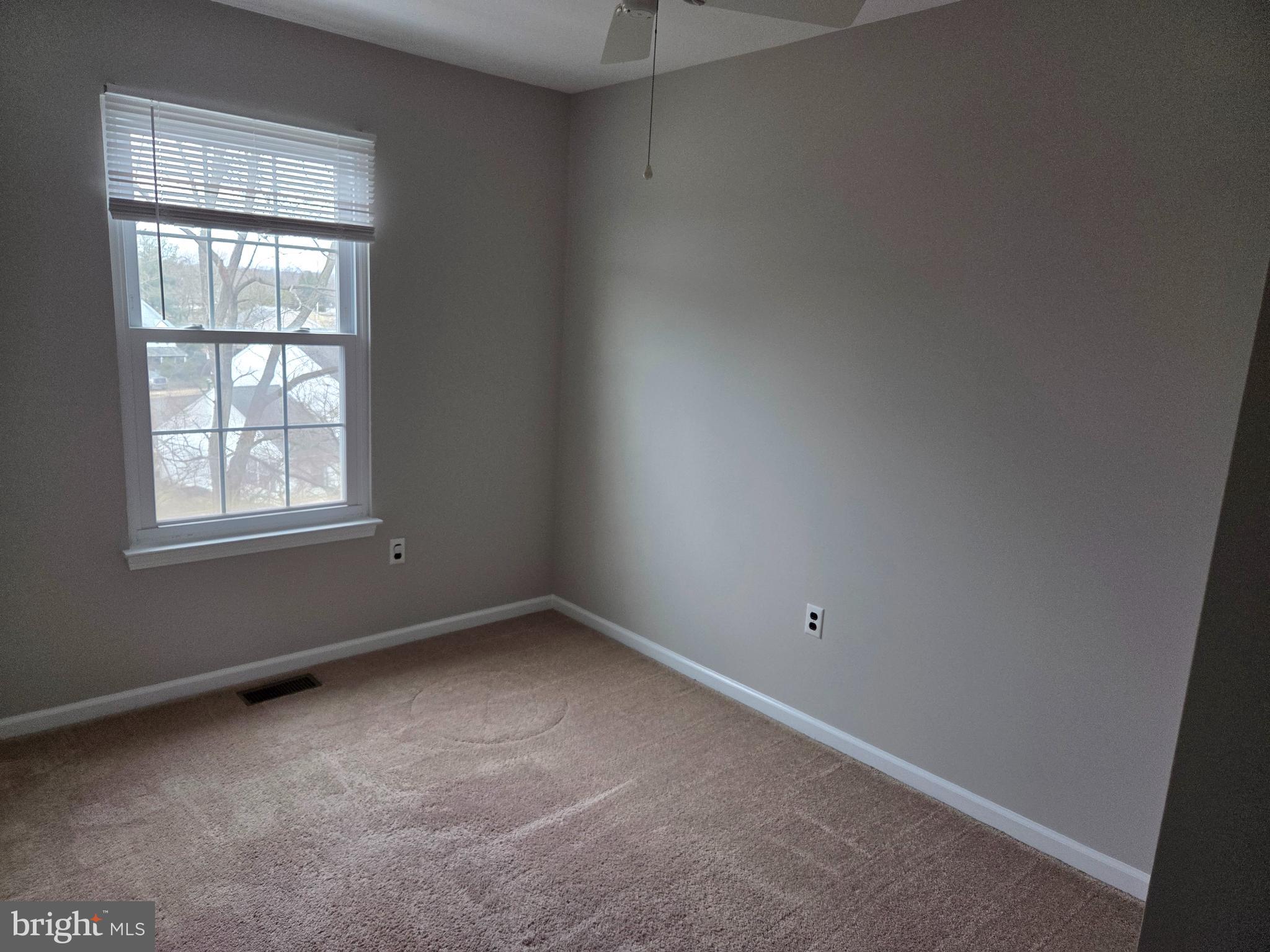 CHERRY TREE KNOLL - Residential