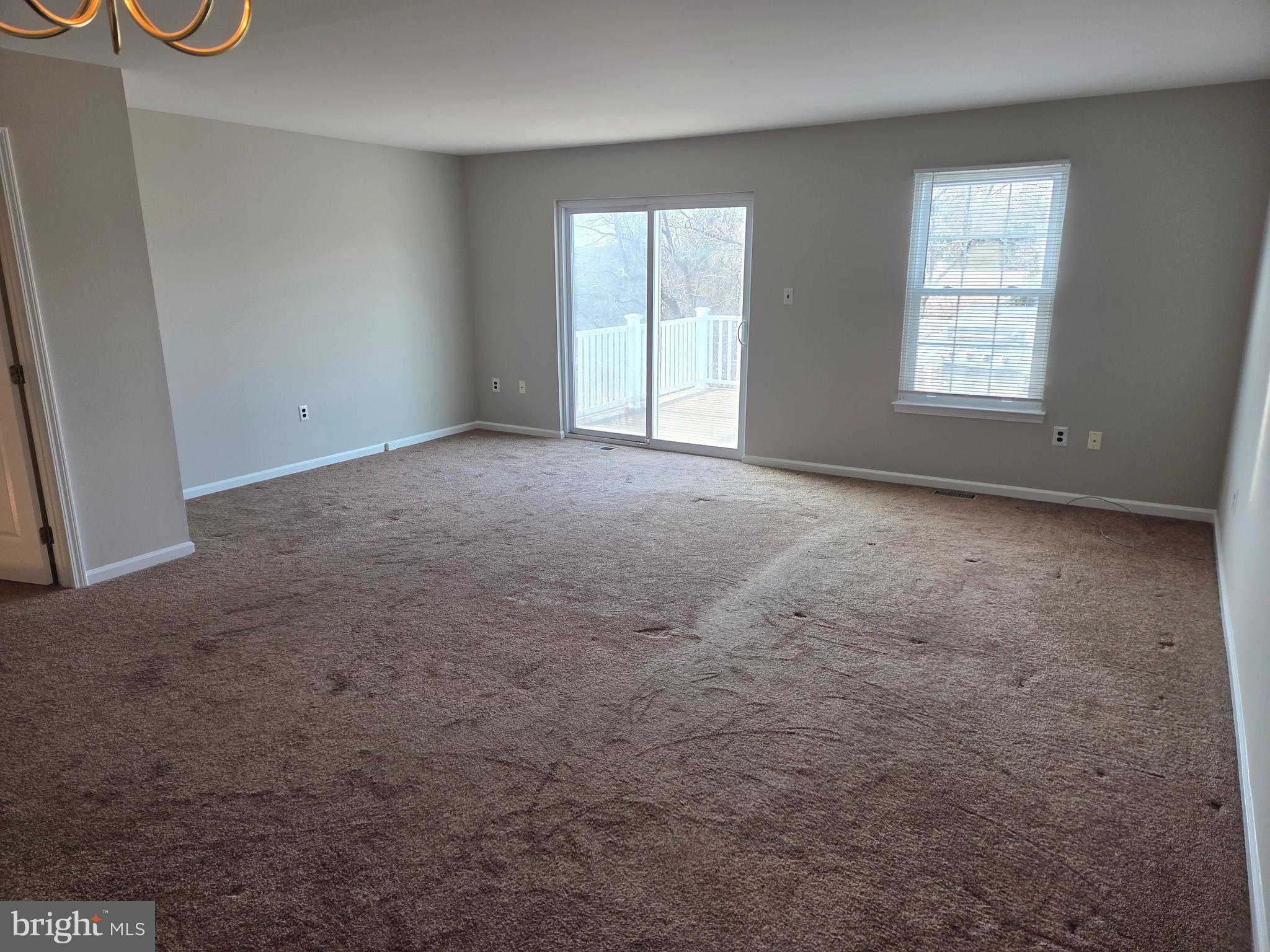 CHERRY TREE KNOLL - Residential