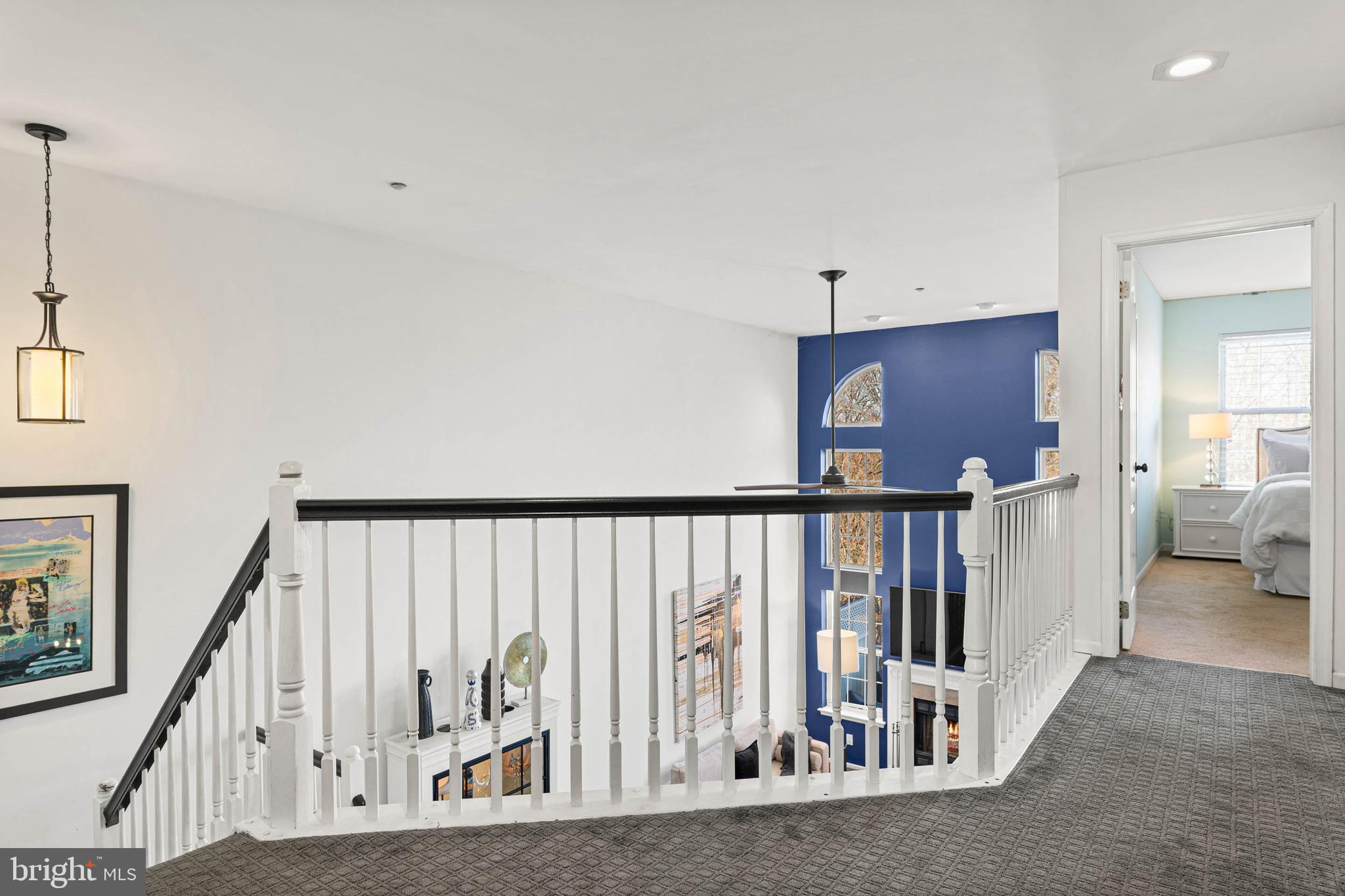 REBEL HILL - Residential