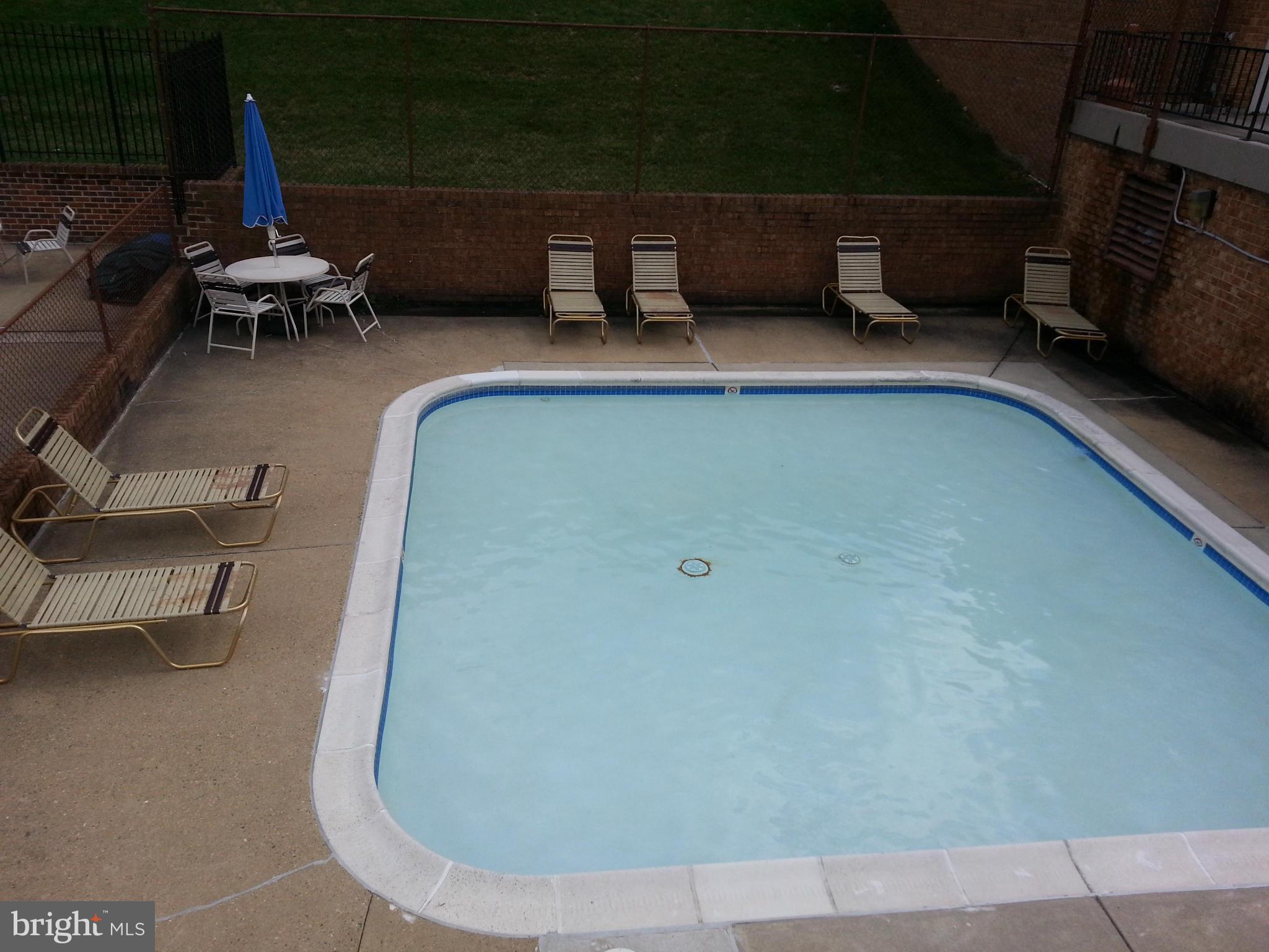 HUNTINGTON CLUB - Residential Lease