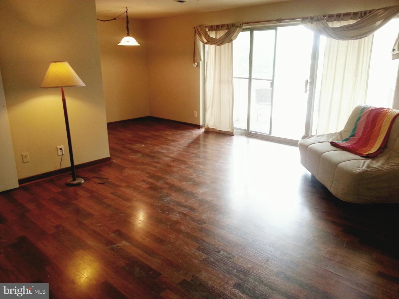 HUNTINGTON CLUB - Residential Lease